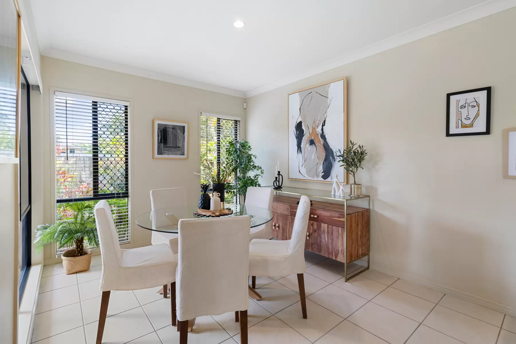 1 Ribonwood Street, Thornlands Sold by  - image 1