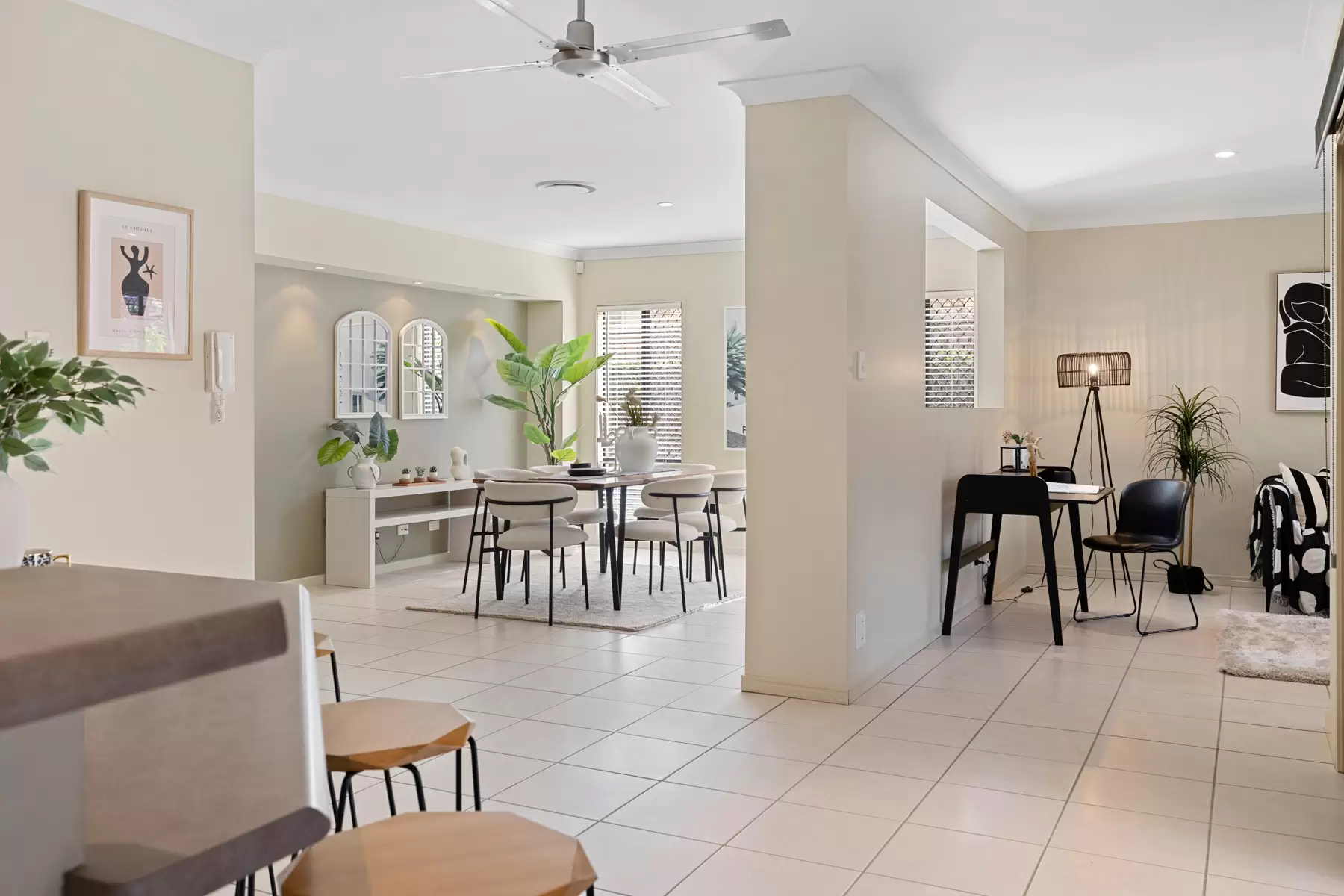 1 Ribonwood Street, Thornlands Sold by  - image 1