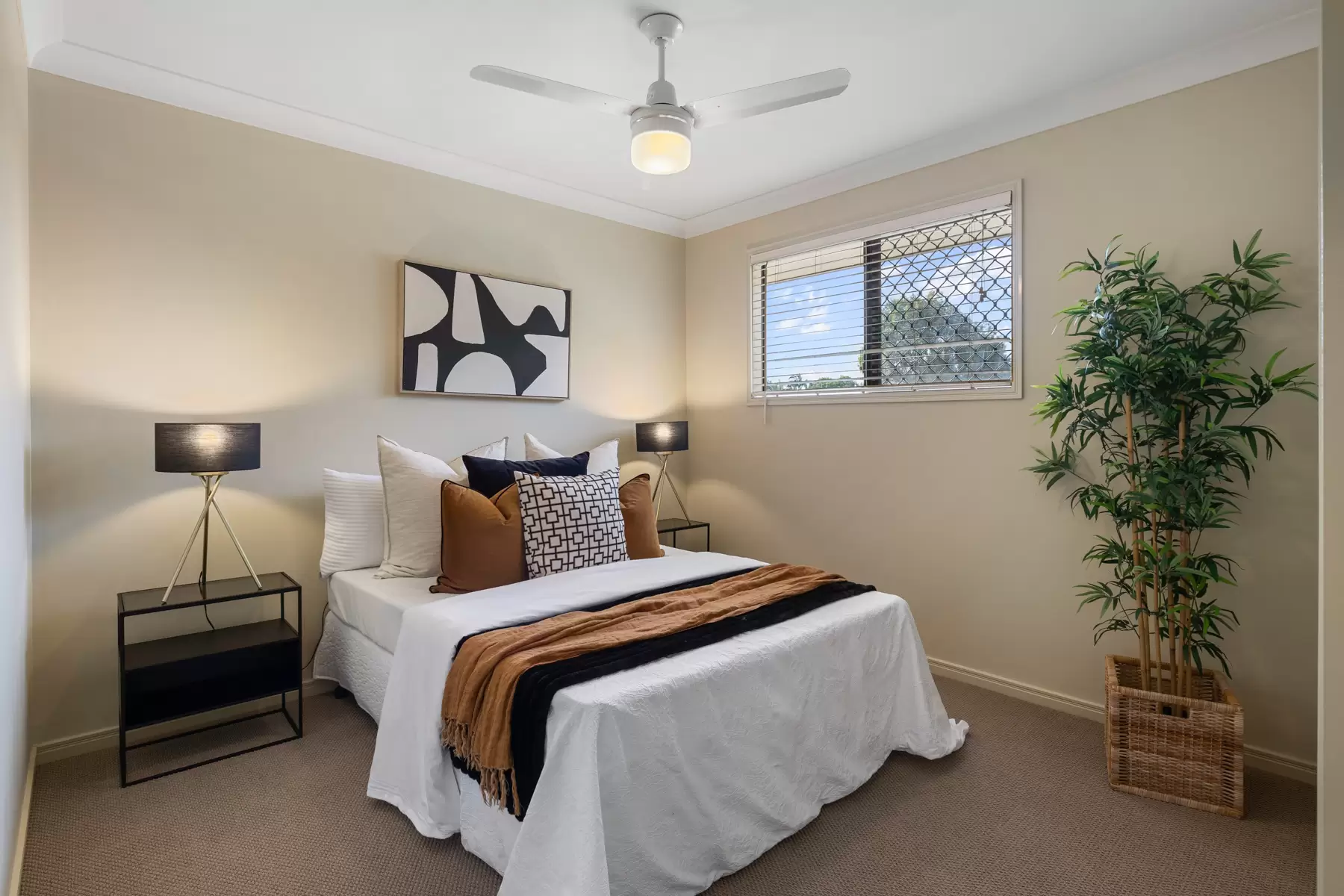 1 Ribonwood Street, Thornlands Sold by Queensland Sotheby's International Realty - image 1