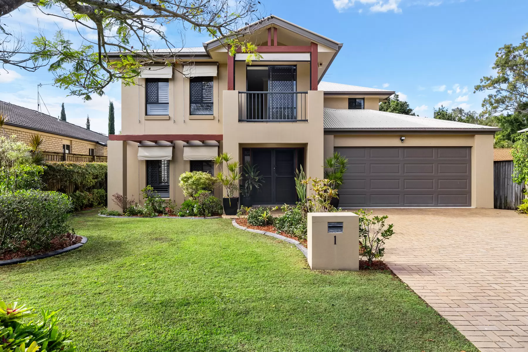 1 Ribonwood Street, Thornlands Sold by Queensland Sotheby's International Realty - image 1
