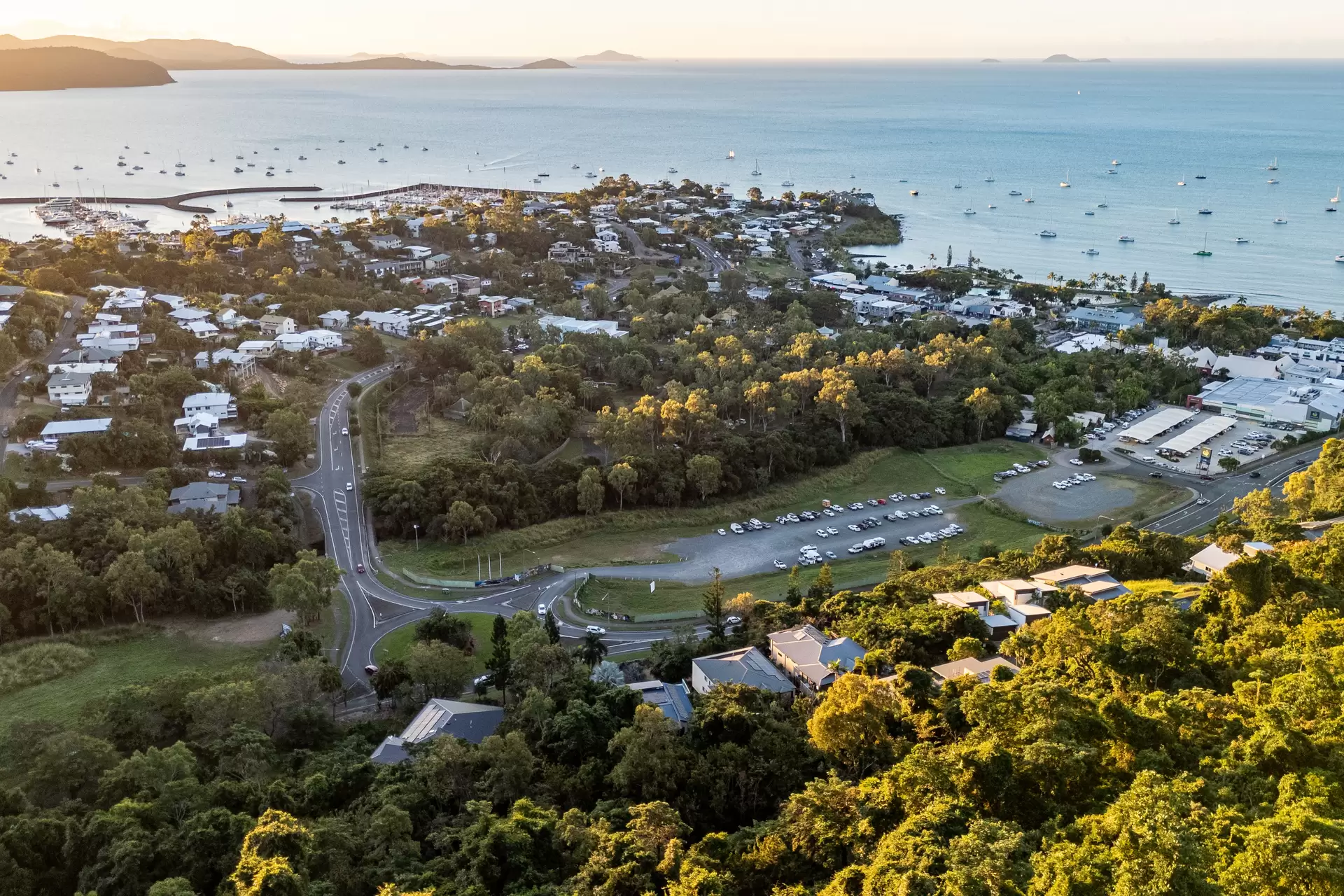 12 Stonehaven Court, Airlie Beach Sold by Queensland Sotheby's International Realty - image 1