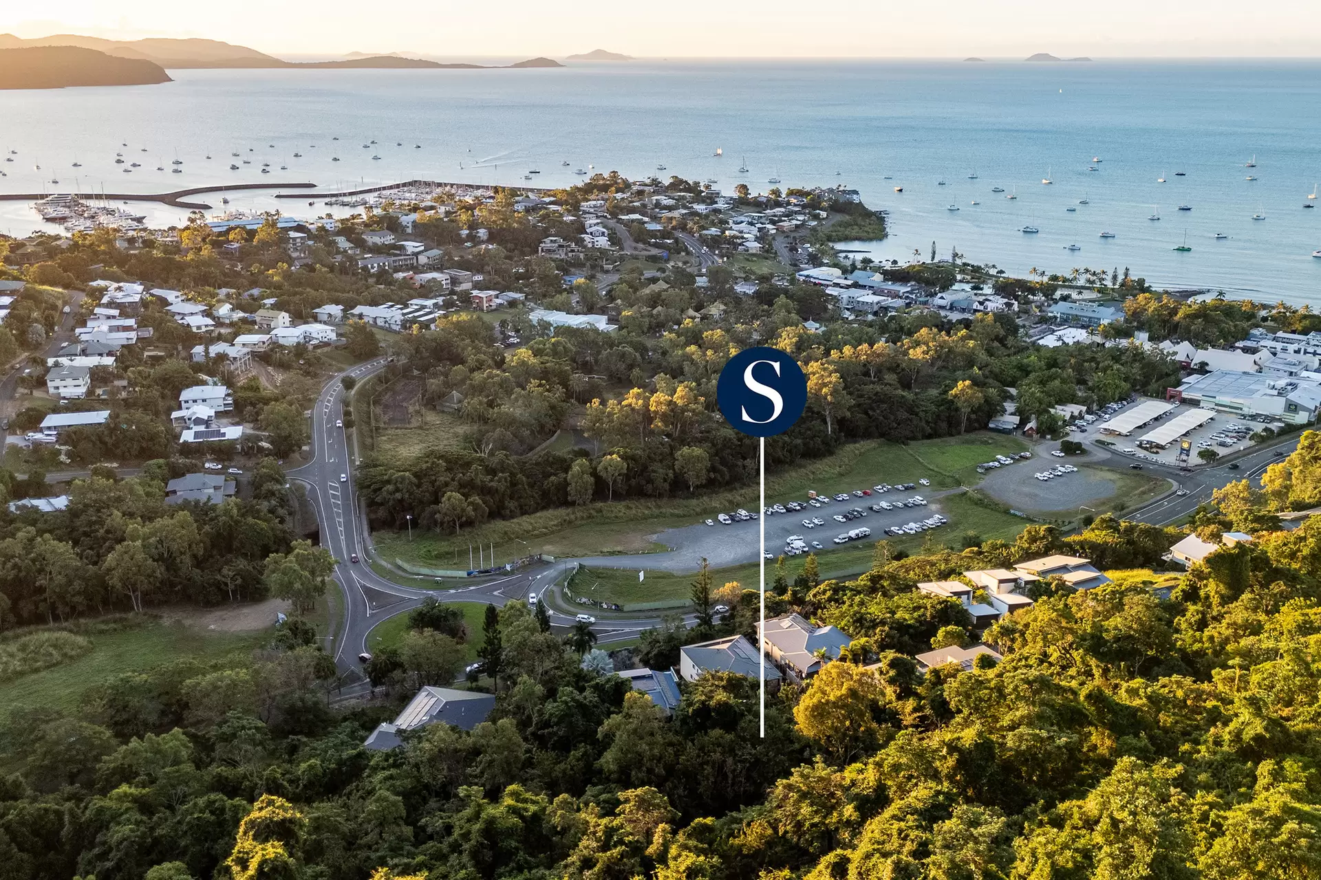 12 Stonehaven Court, Airlie Beach Sold by Queensland Sotheby's International Realty - image 1