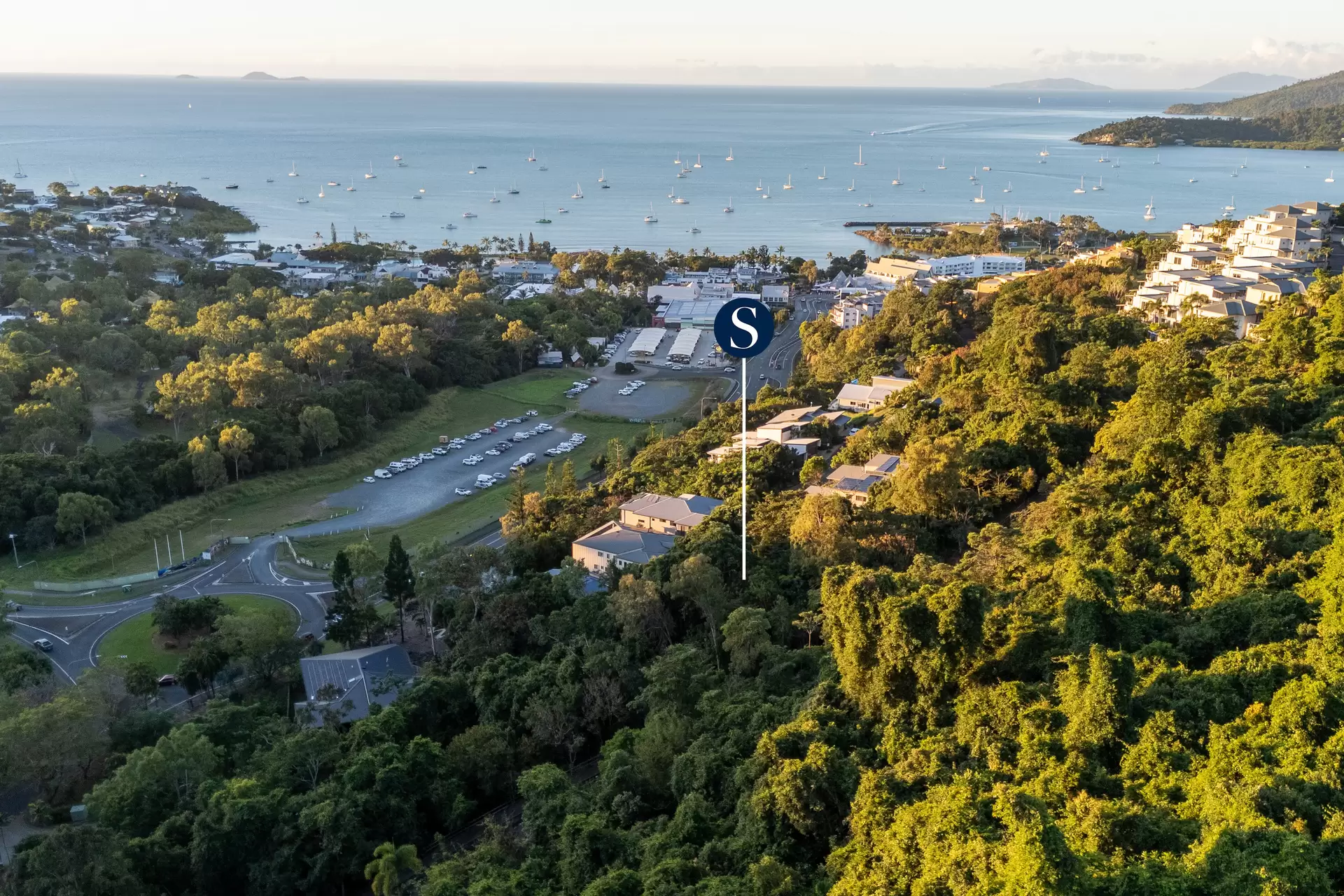 12 Stonehaven Court, Airlie Beach Sold by Queensland Sotheby's International Realty - image 1
