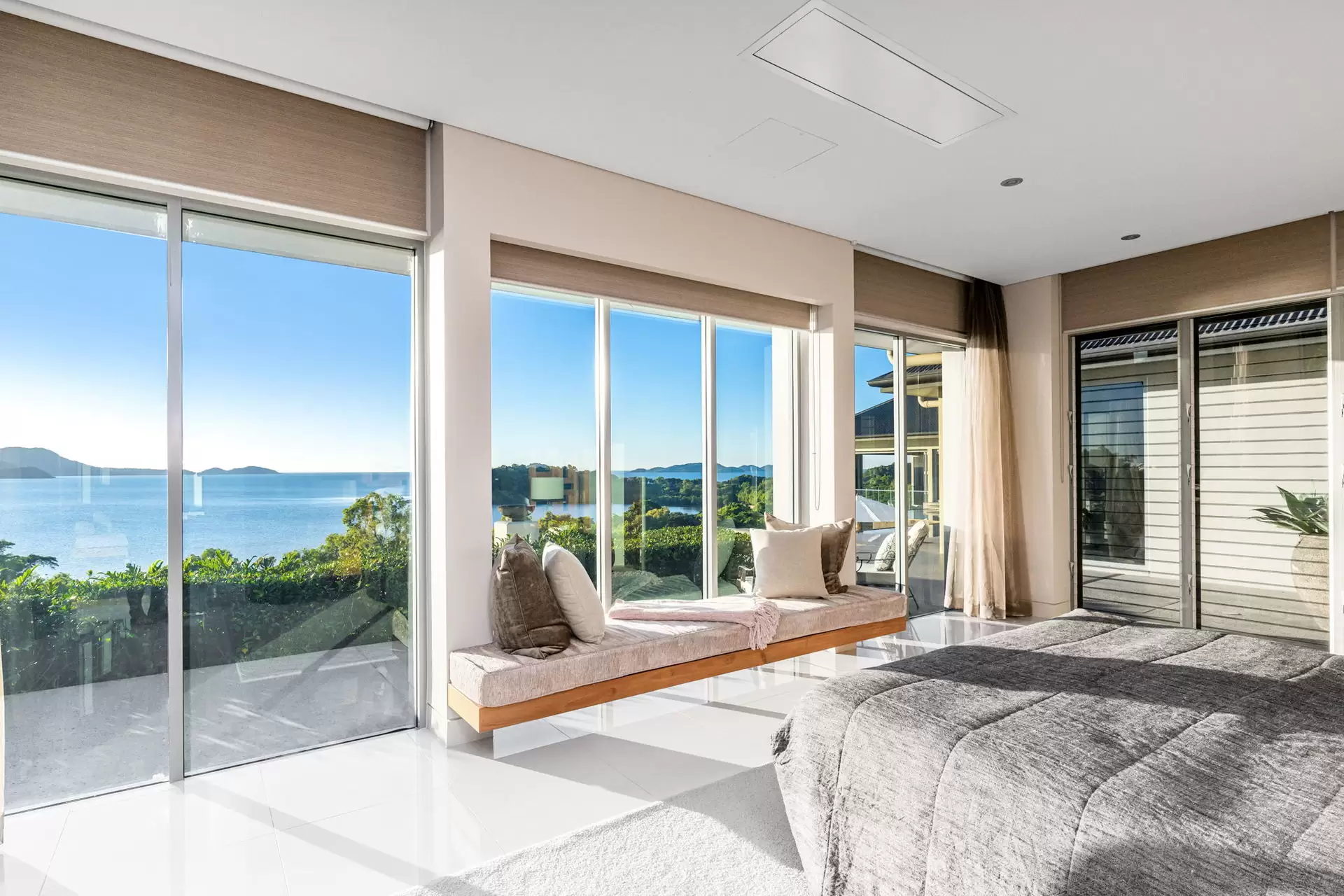 8/73 Explorers Drive, South Mission Beach Sold by Queensland Sotheby's International Realty - image 1