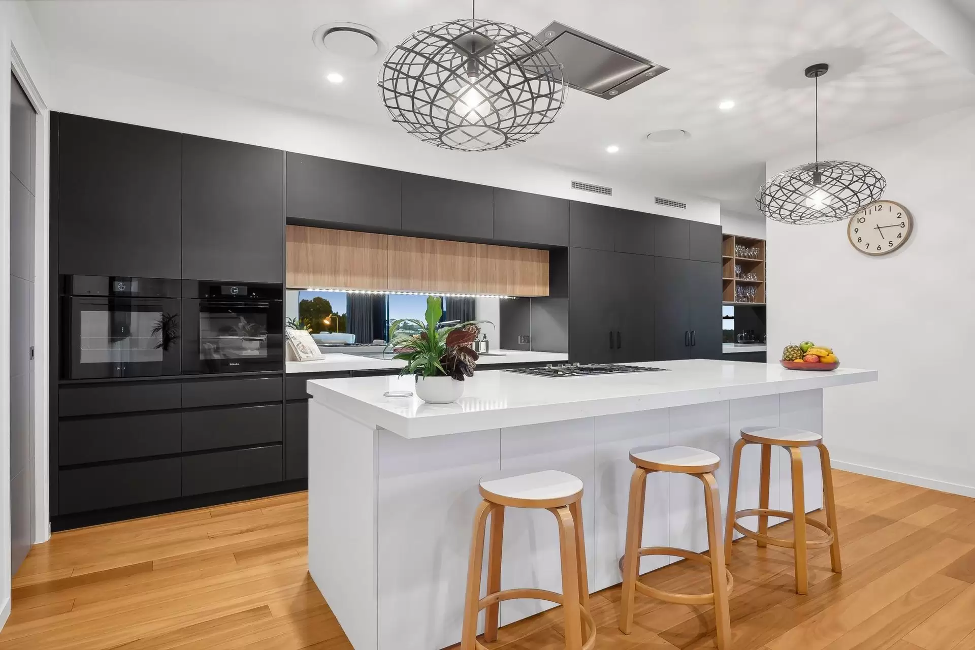 16 Bronze Wing Circuit, Peregian Springs Sold by  - image 1