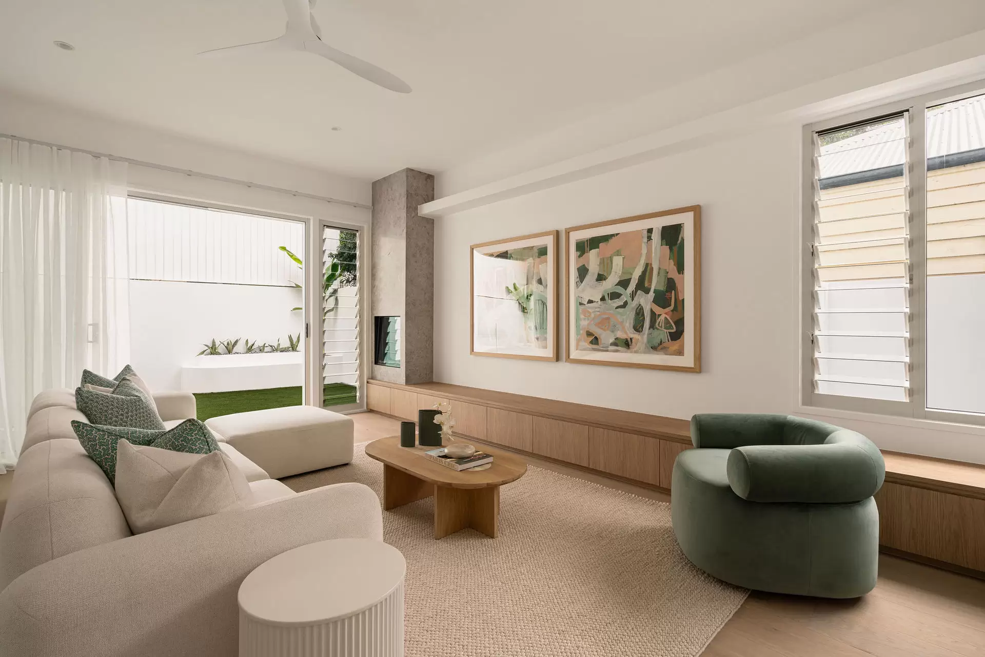 8  Sackville Street, Milton Sold by  - image 1