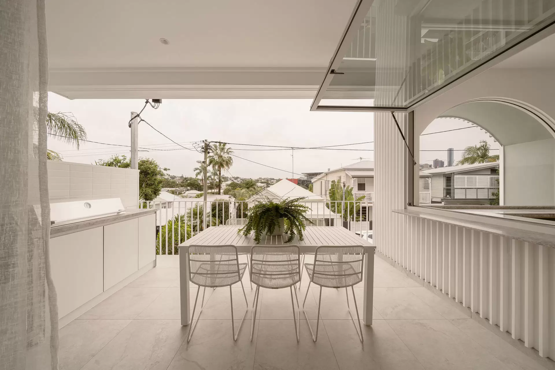 8  Sackville Street, Milton Sold by Queensland Sotheby's International Realty - image 1