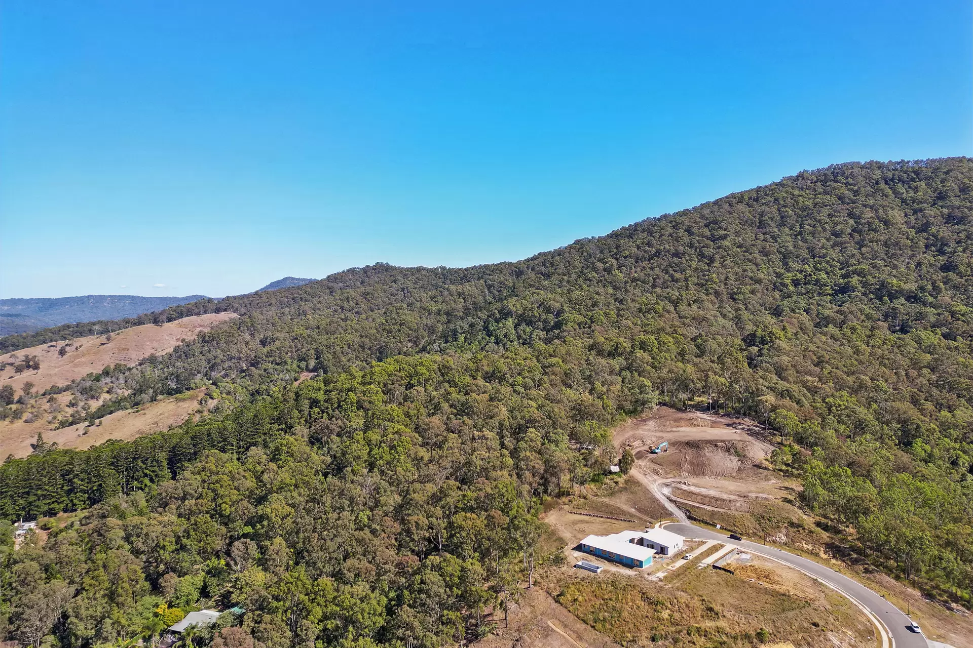 69  Regal Drive, Canungra Sold by  - image 1