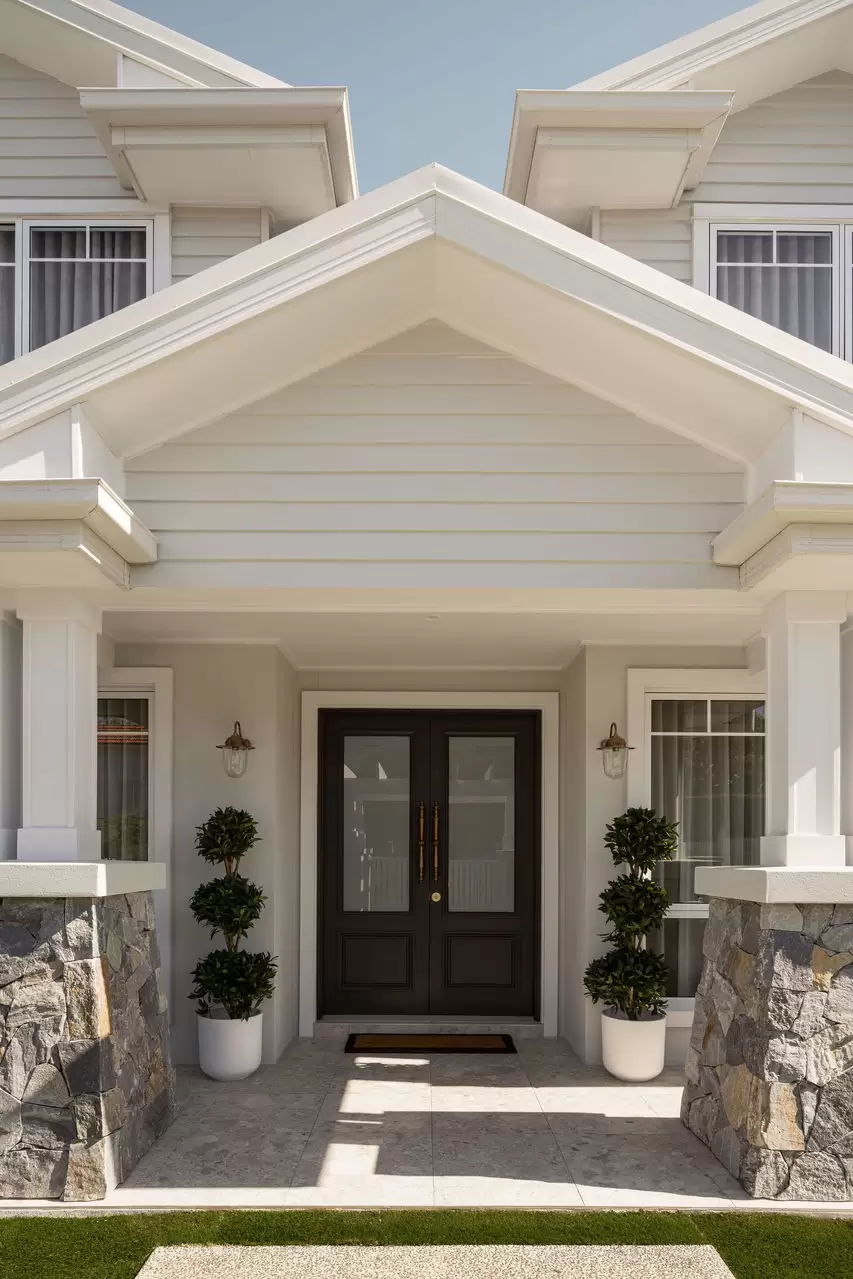 1 Goble Street, Hendra Sold by Queensland Sotheby's International Realty - image 1