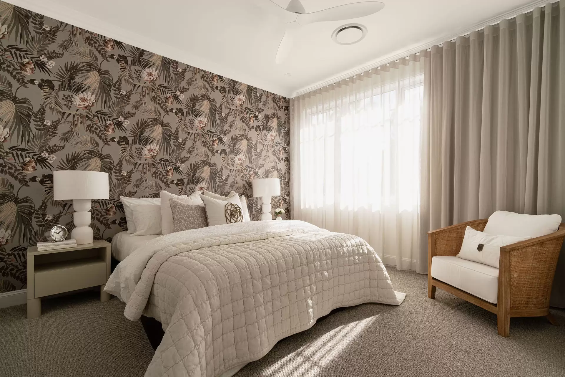 1 Goble Street, Hendra Sold by Queensland Sotheby's International Realty - image 1