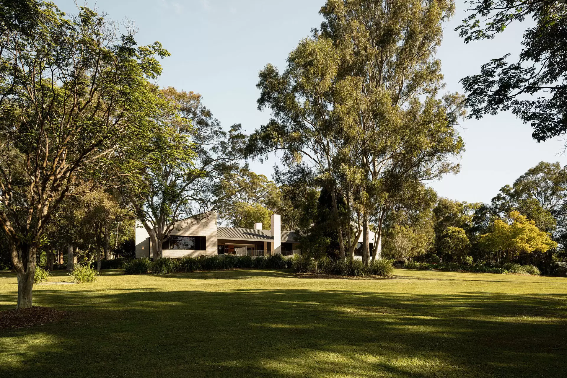 305 Formosa Road, Gumdale Sold by Queensland Sotheby's International Realty - image 1