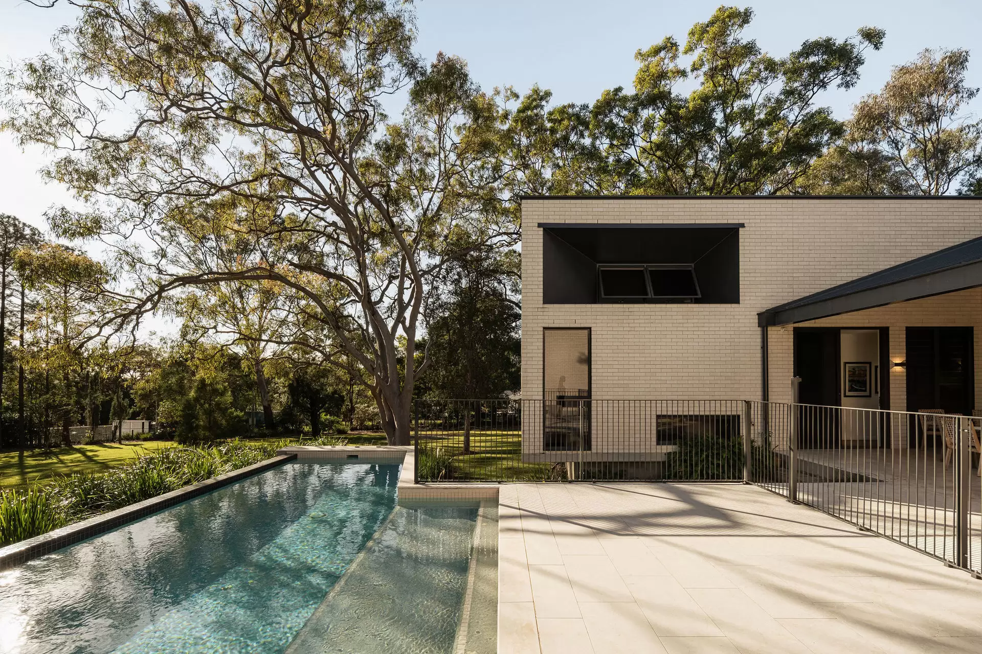 305 Formosa Road, Gumdale Sold by Queensland Sotheby's International Realty - image 1