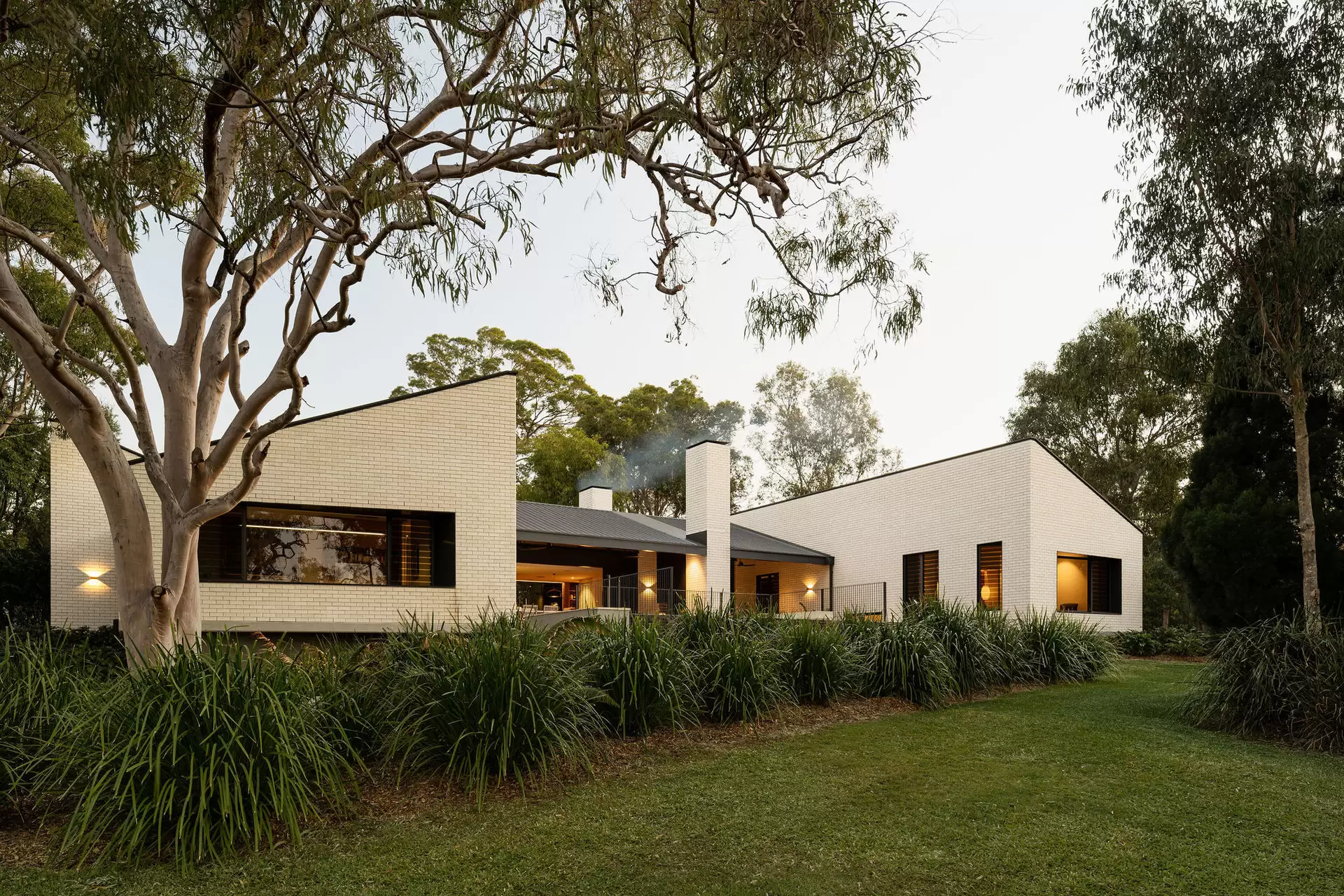305 Formosa Road, Gumdale Sold by Queensland Sotheby's International Realty - image 1