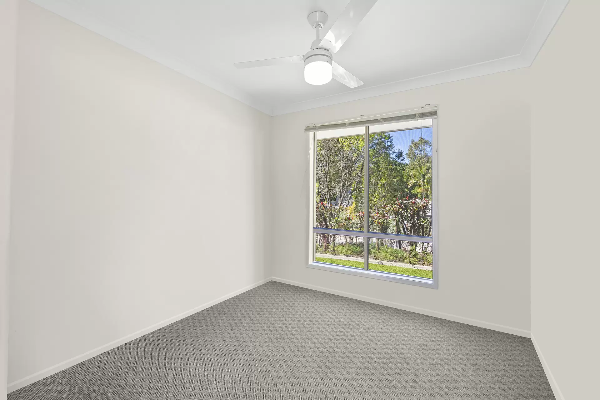 7 Anticipation Close, Nambour Sold by Queensland Sotheby's International Realty - image 1