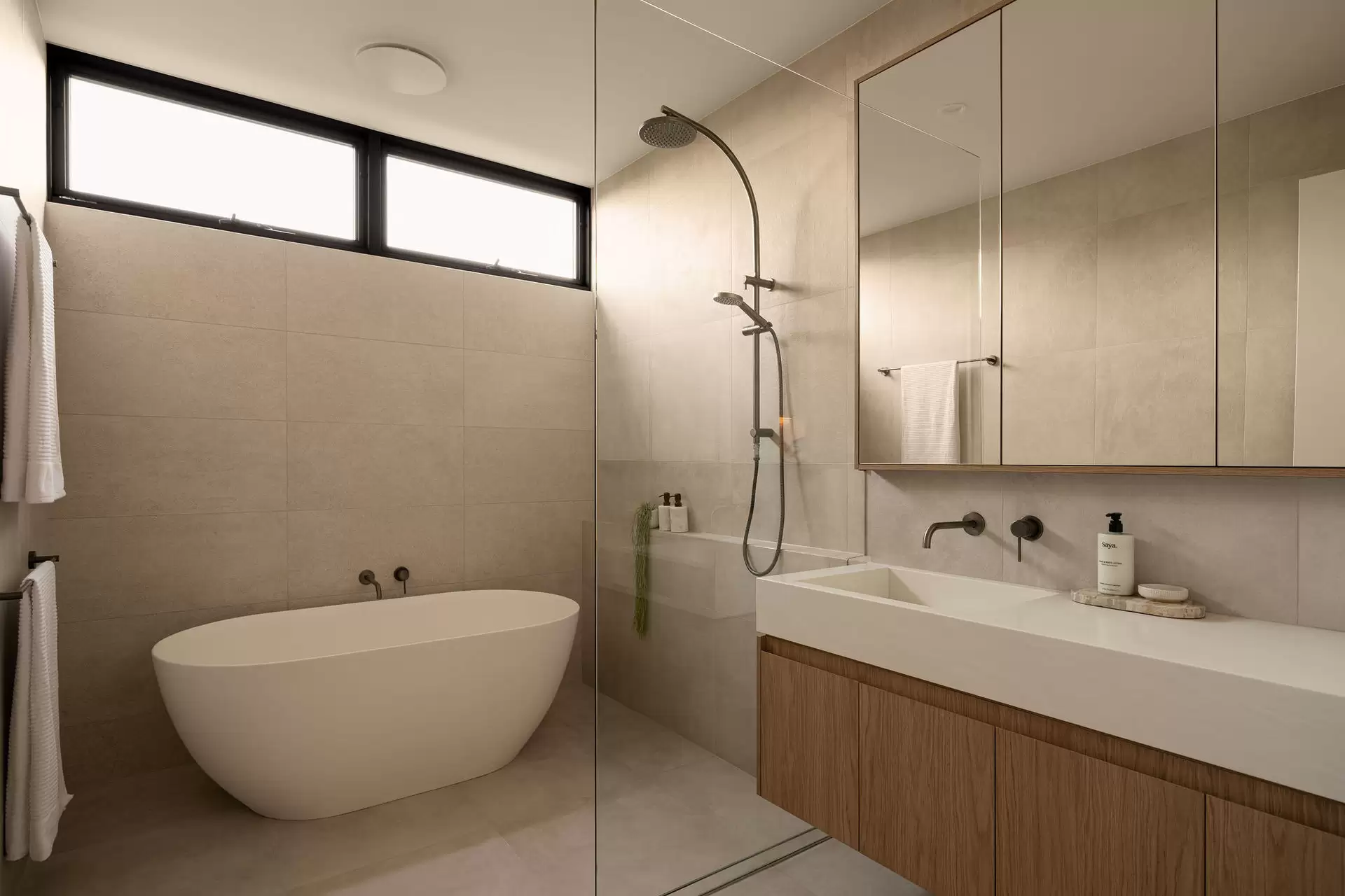 11 Bronze Wing Circuit, Peregian Springs Sold by Queensland Sotheby's International Realty - image 1