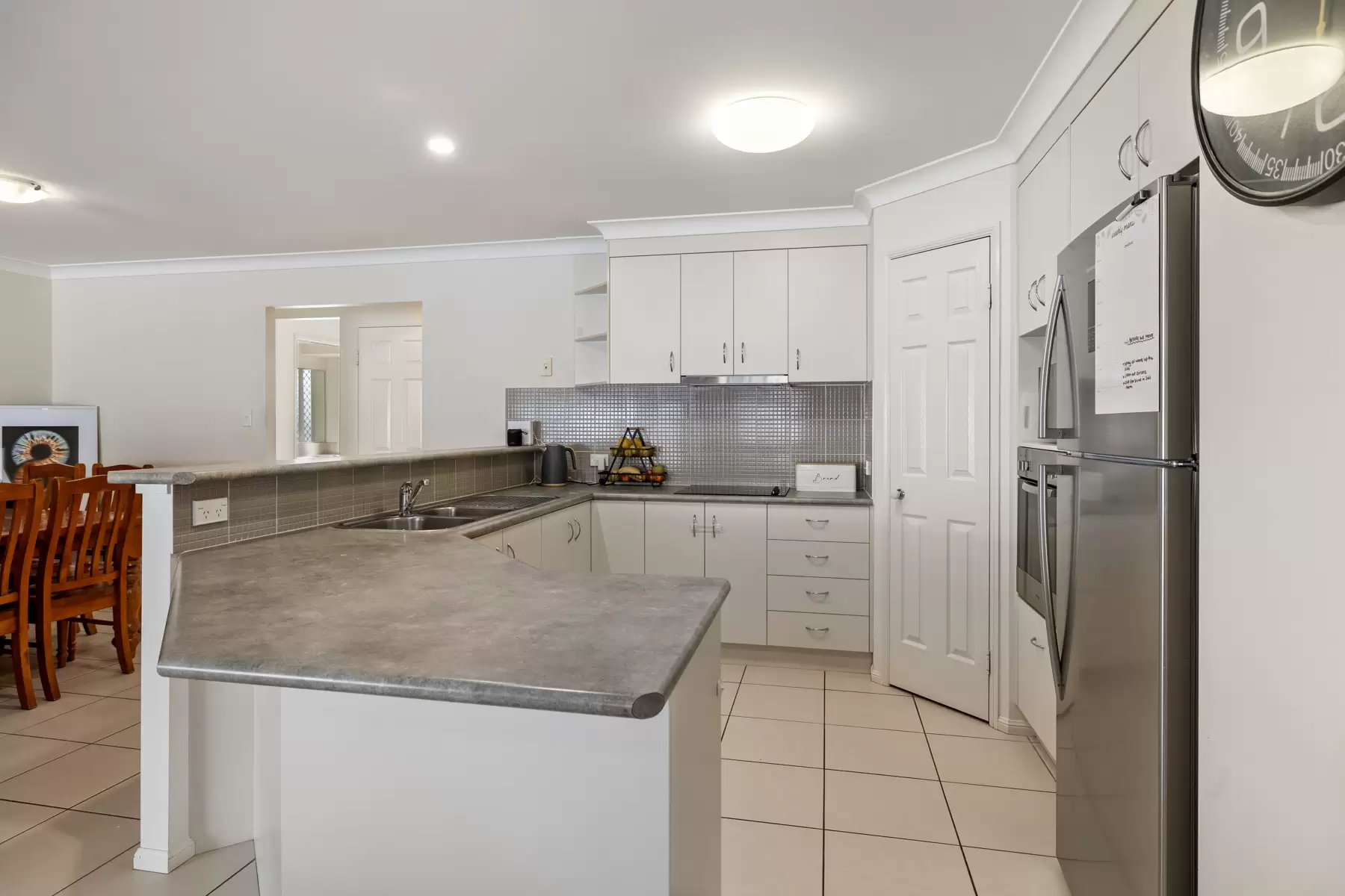 3 Cecilia Close, Thornlands Sold by  - image 1