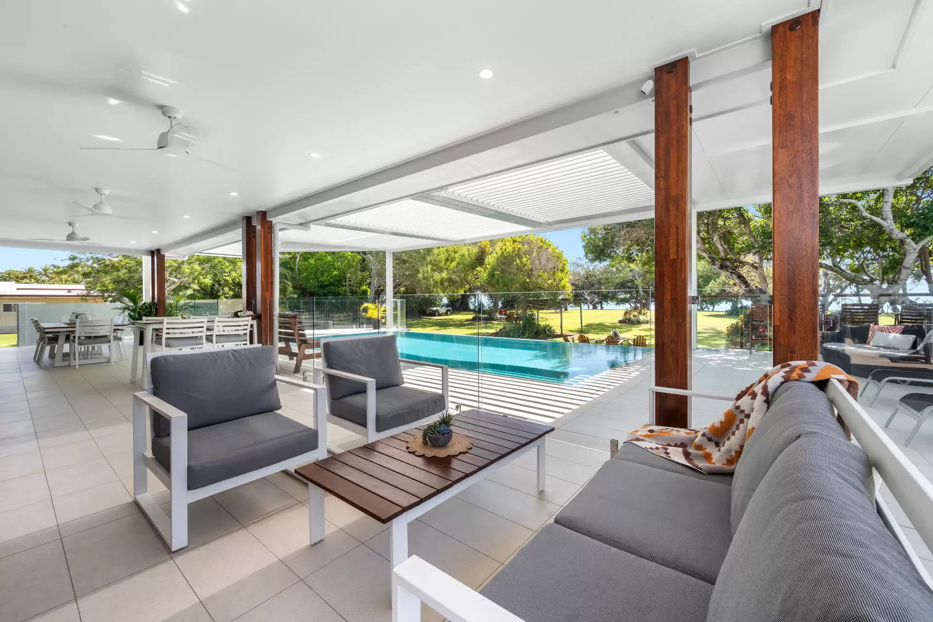 18 Horseshoe Bay Road, Bowen Sold by  - image 1
