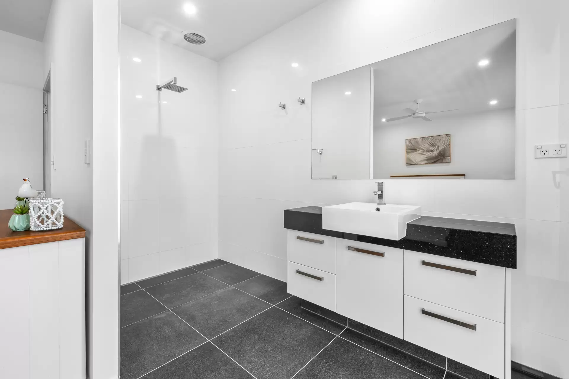 18 Horseshoe Bay Road, Bowen Sold by Queensland Sotheby's International Realty - image 1