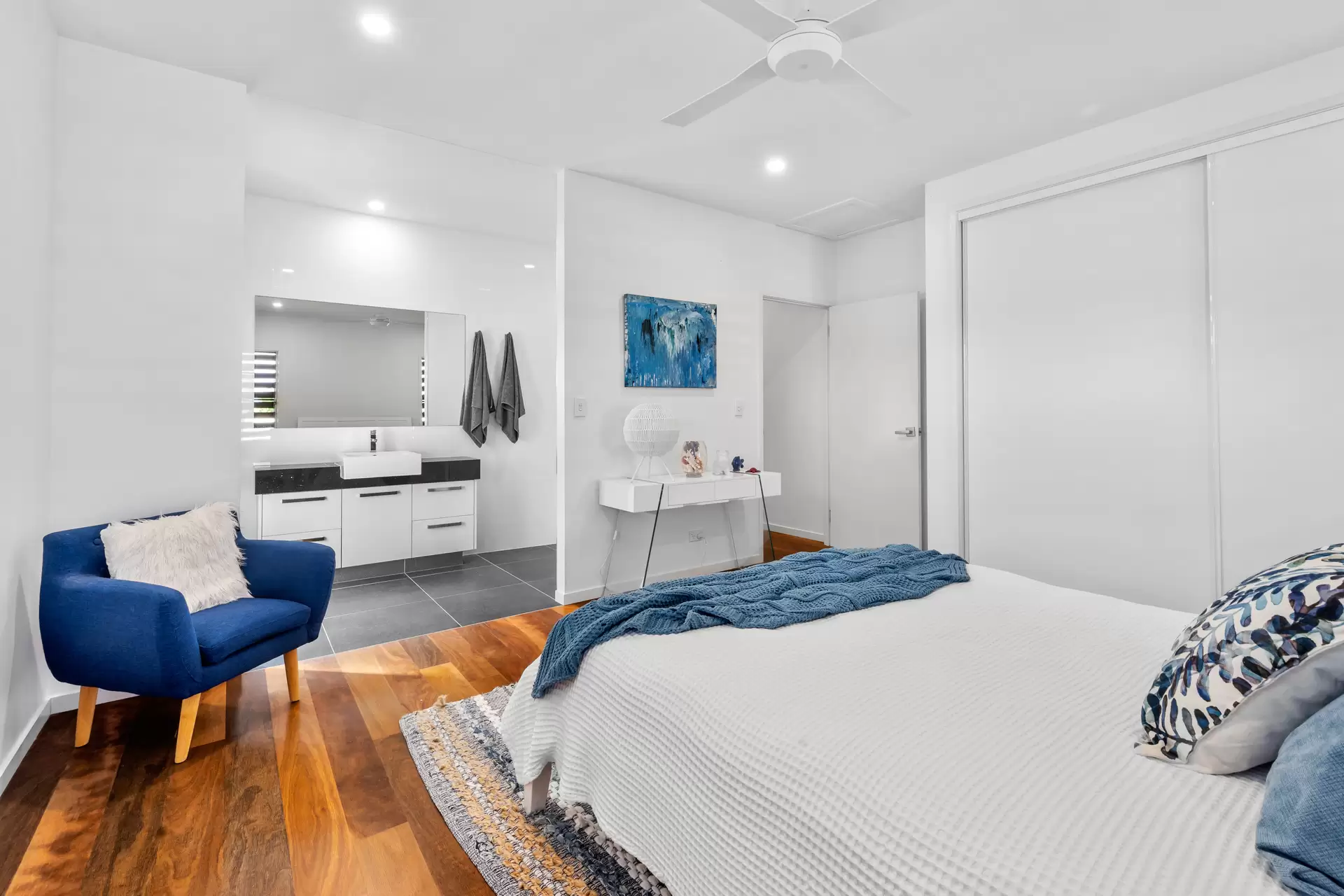 18 Horseshoe Bay Road, Bowen Sold by Queensland Sotheby's International Realty - image 1