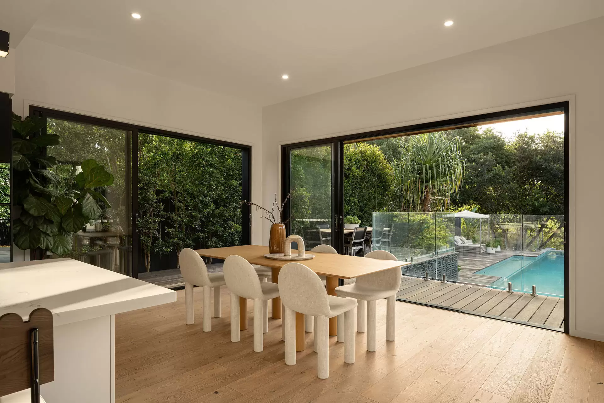 65 Bedford Street, Gordon Park Sold by Queensland Sotheby's International Realty - image 1