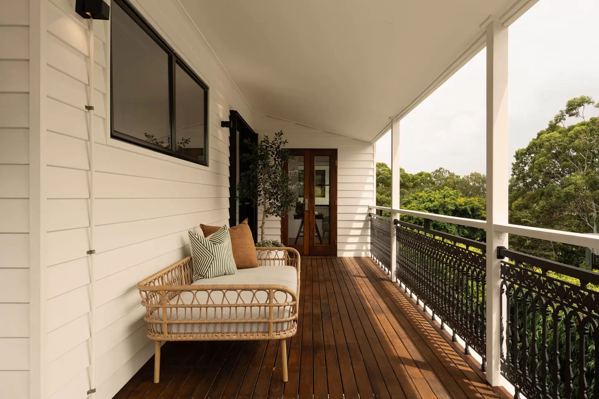 65 Bedford Street, Gordon Park Sold by Queensland Sotheby's International Realty - image 1