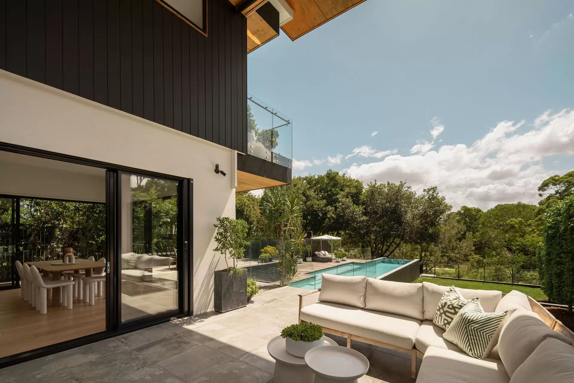 65 Bedford Street, Gordon Park Sold by Queensland Sotheby's International Realty - image 1