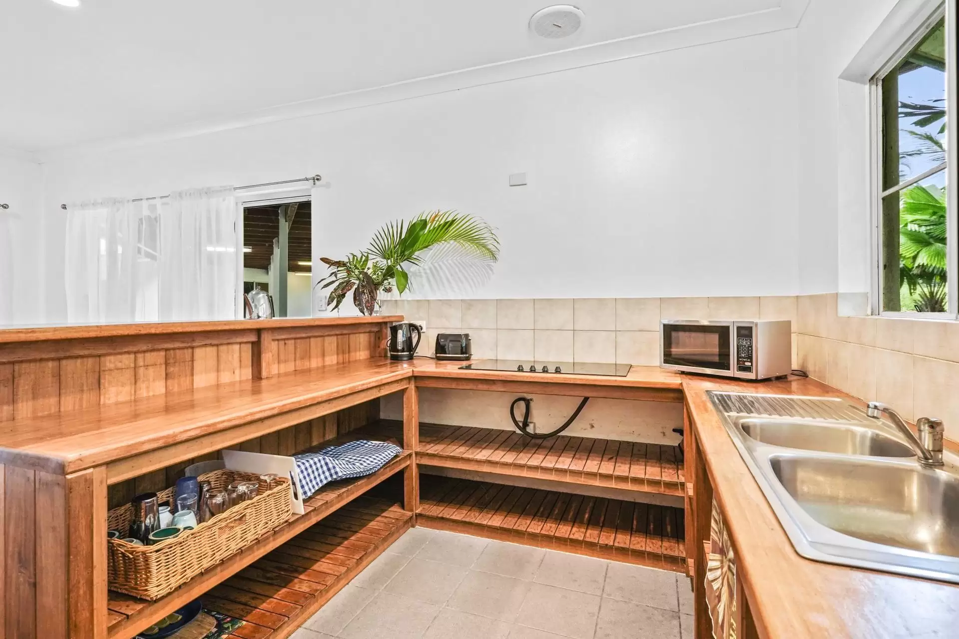 19 Palm Avenue, Mowbray Sold by  - image 1