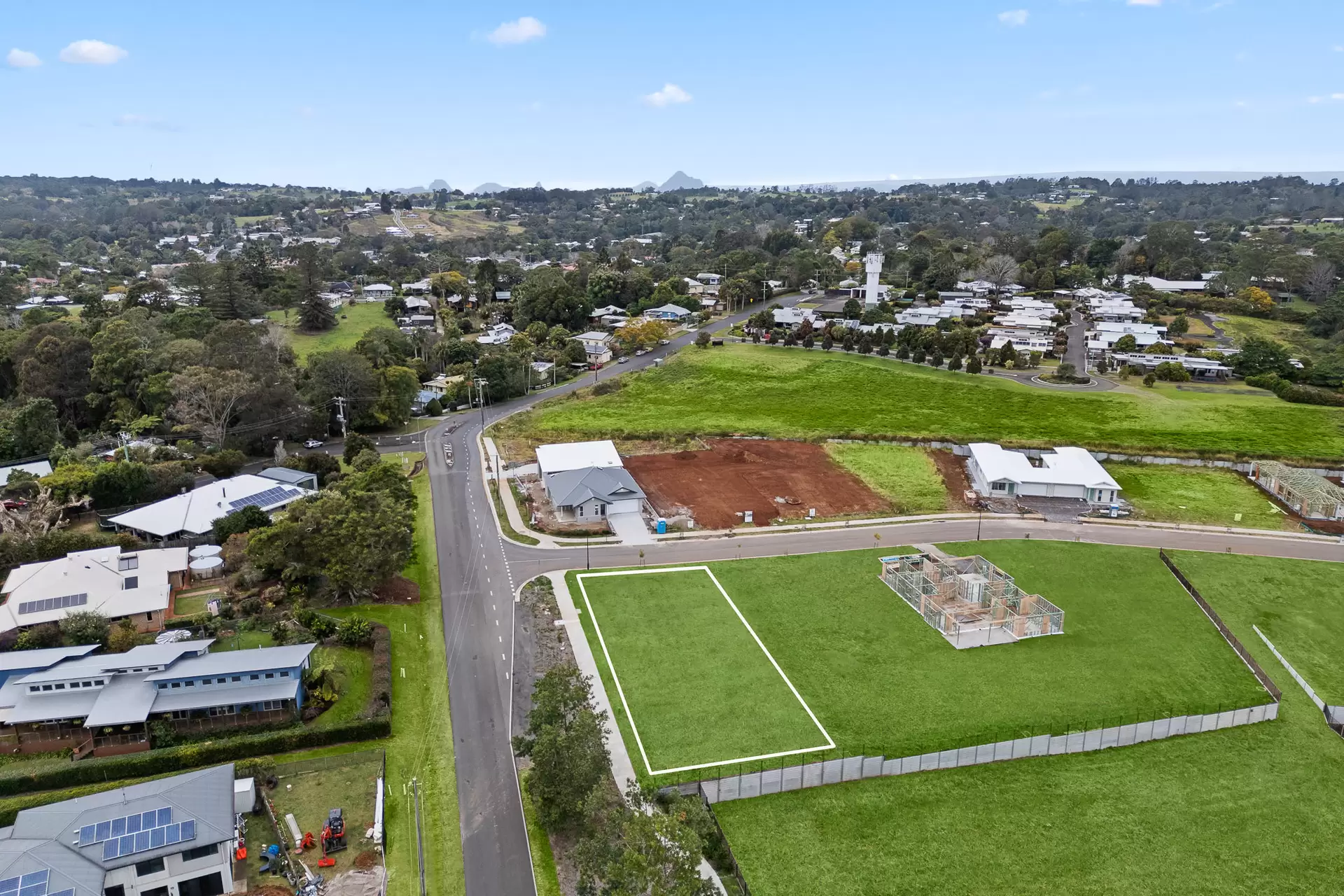Lot 26,  Bradbury Place, Maleny Sold by Queensland Sotheby's International Realty - image 1
