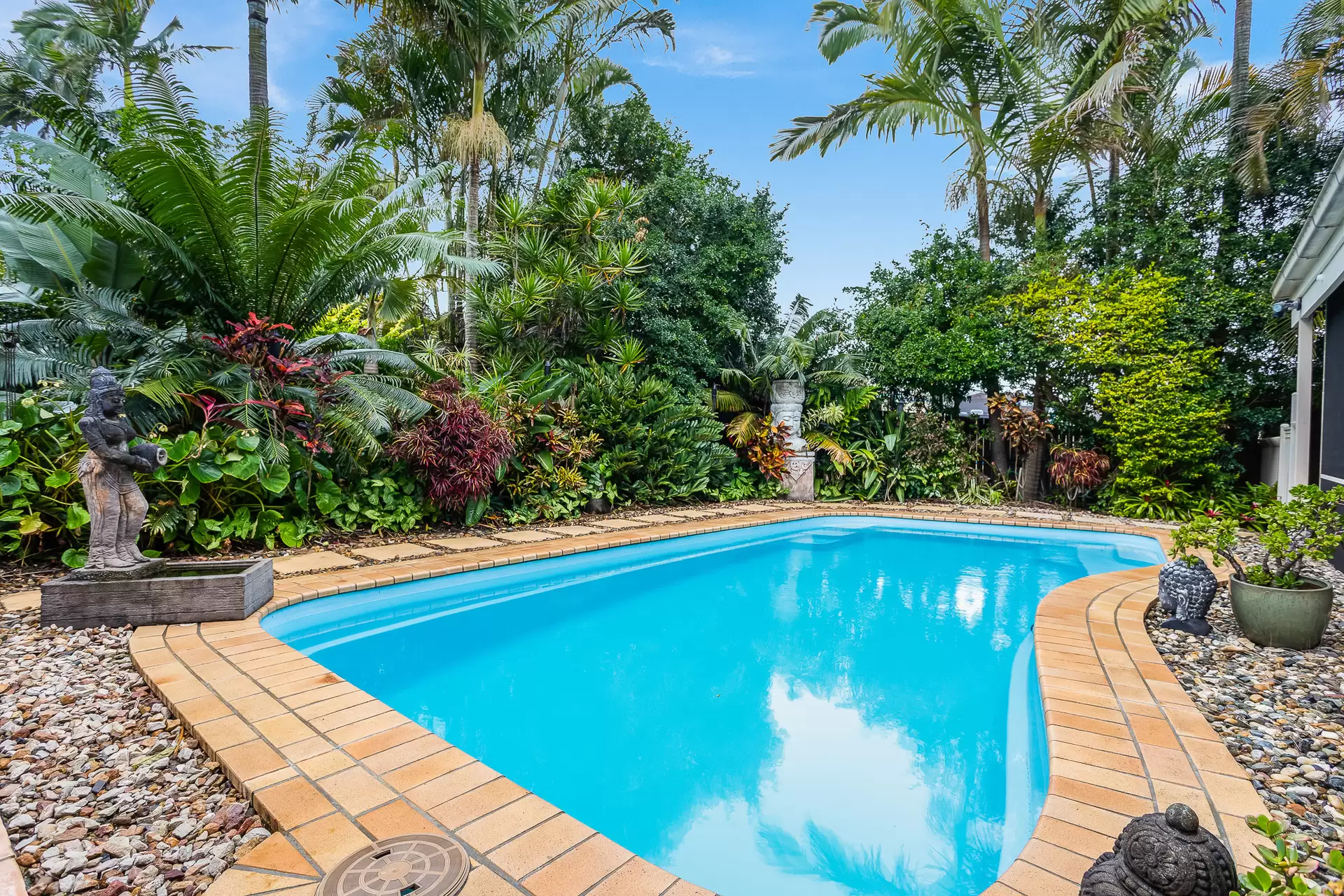 6 Firetail Place, Mango Hill Sold by  - image 1