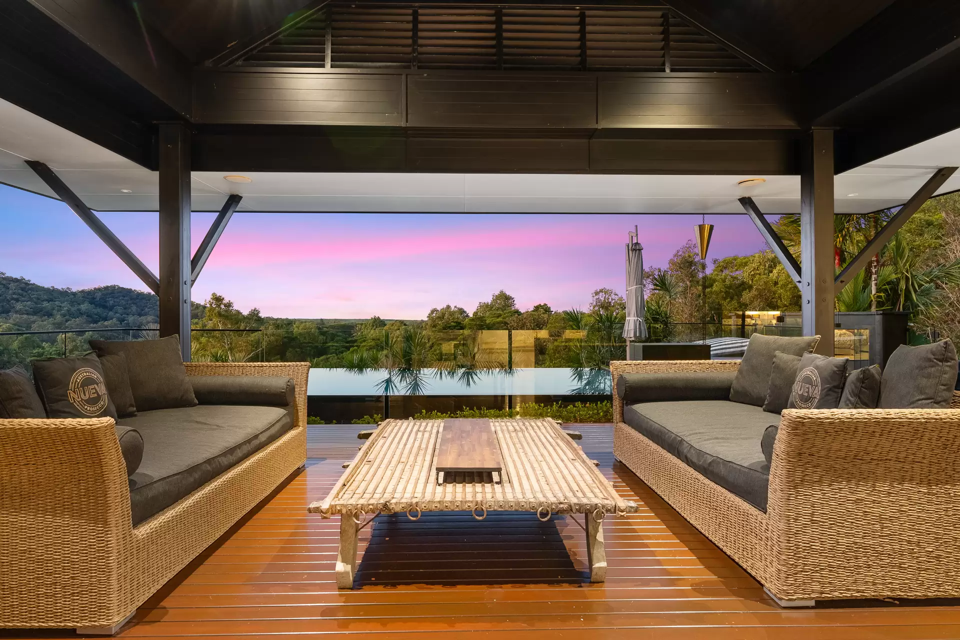 280 Mowbray River Road, Mowbray Sold by Queensland Sotheby's International Realty - image 1
