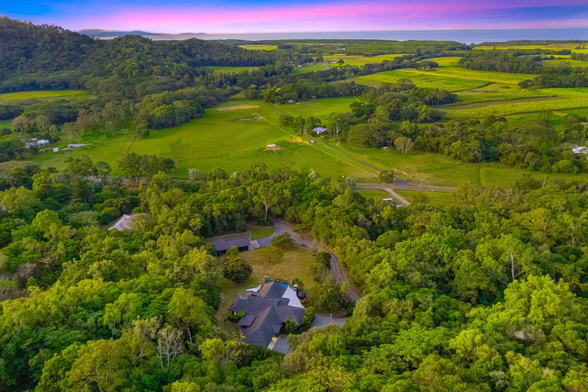 280 Mowbray River Road, Mowbray Sold by Queensland Sotheby's International Realty - image 1