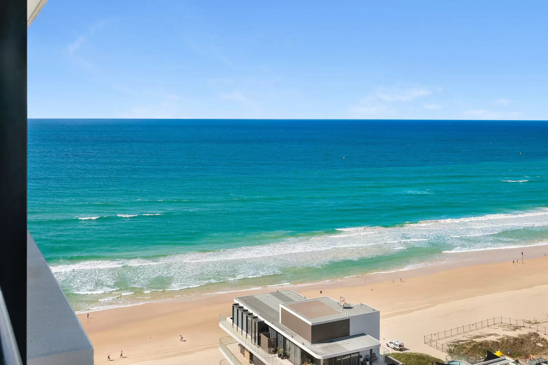 1704 Pearl/3550-3552 Main Beach Parade, Main Beach Sold by Queensland Sotheby's International Realty - image 1