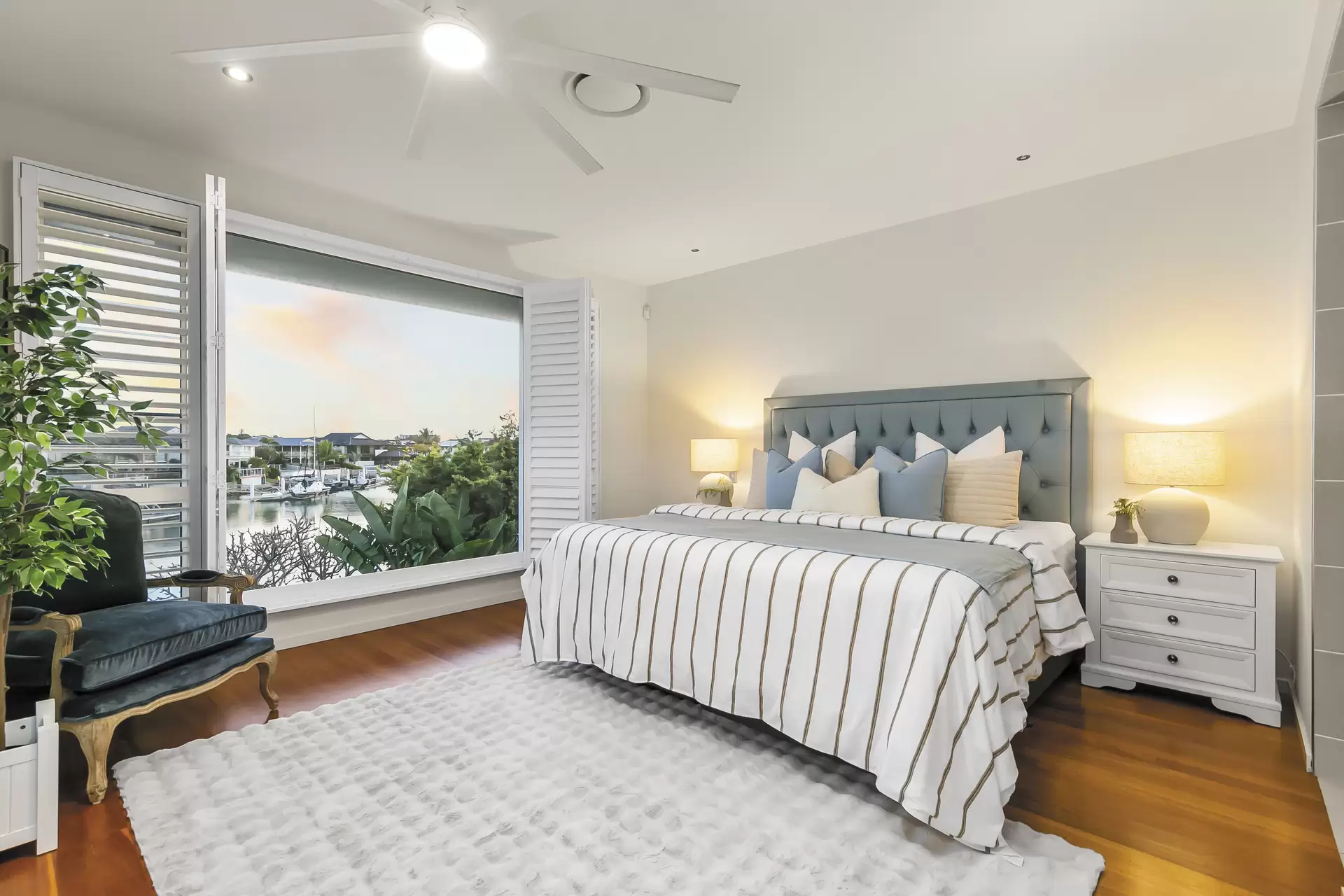 32 Caravel Court, Raby Bay Sold by Queensland Sotheby's International Realty - image 1
