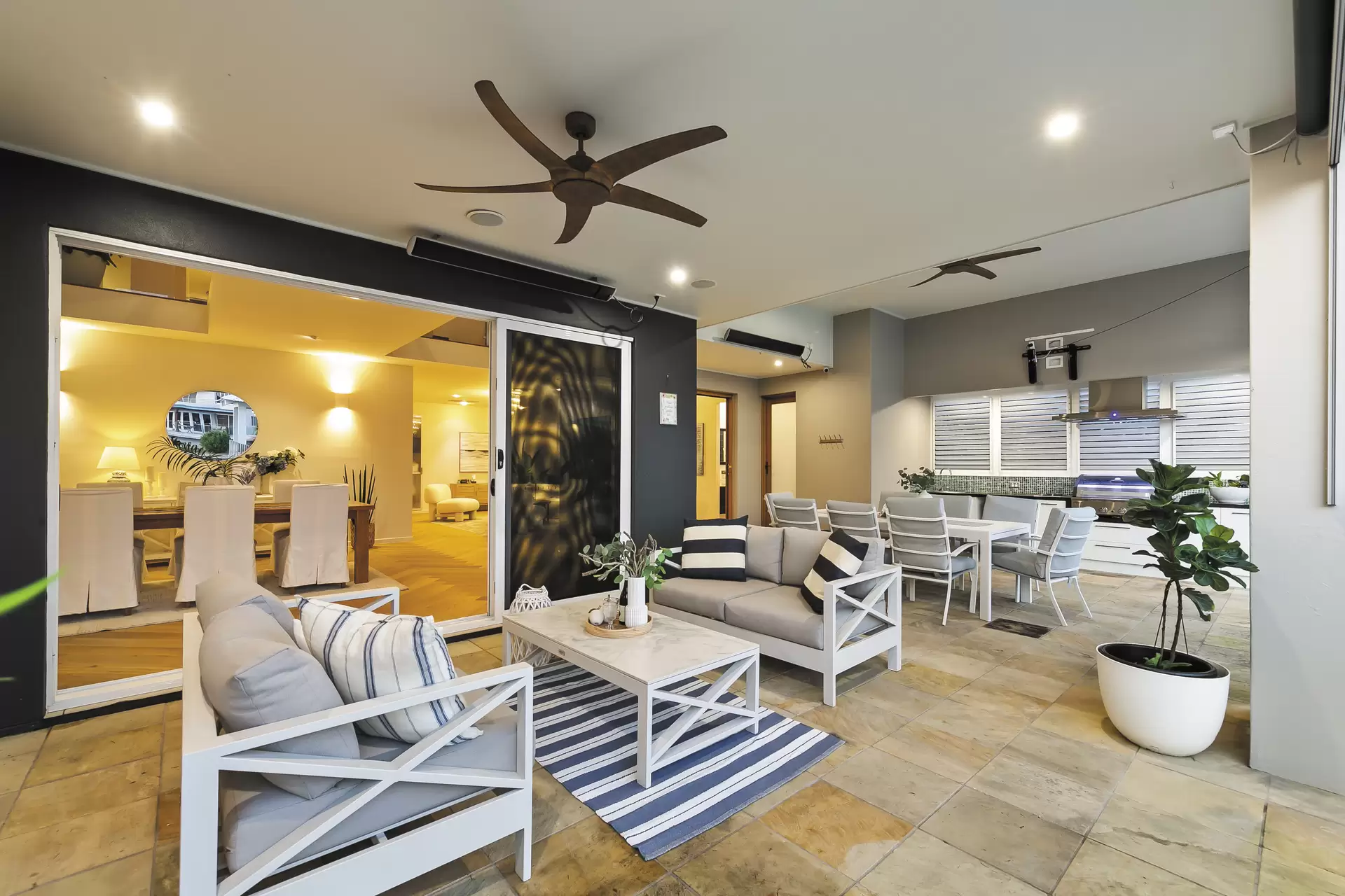 32 Caravel Court, Raby Bay Sold by  - image 1