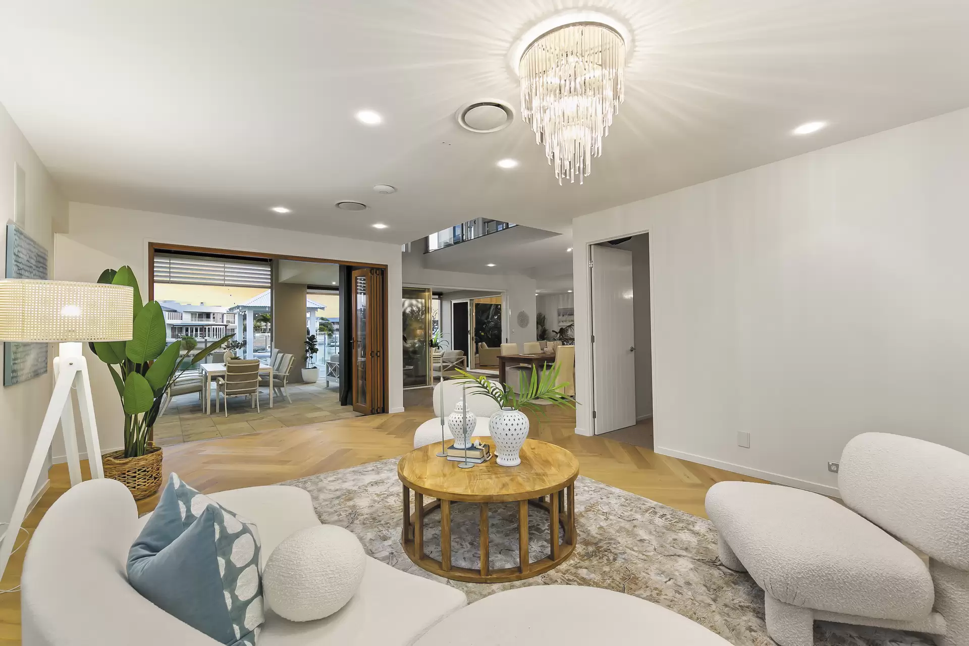 32 Caravel Court, Raby Bay Sold by Queensland Sotheby's International Realty - image 1
