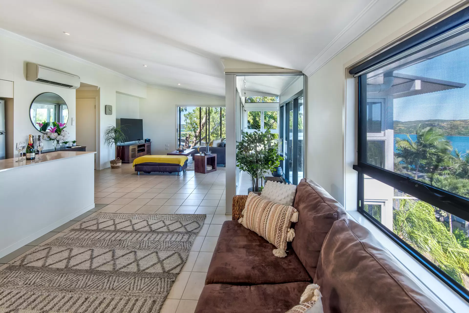 4/2 Flametree Grove, Hamilton Island Sold by Queensland Sotheby's International Realty - image 1
