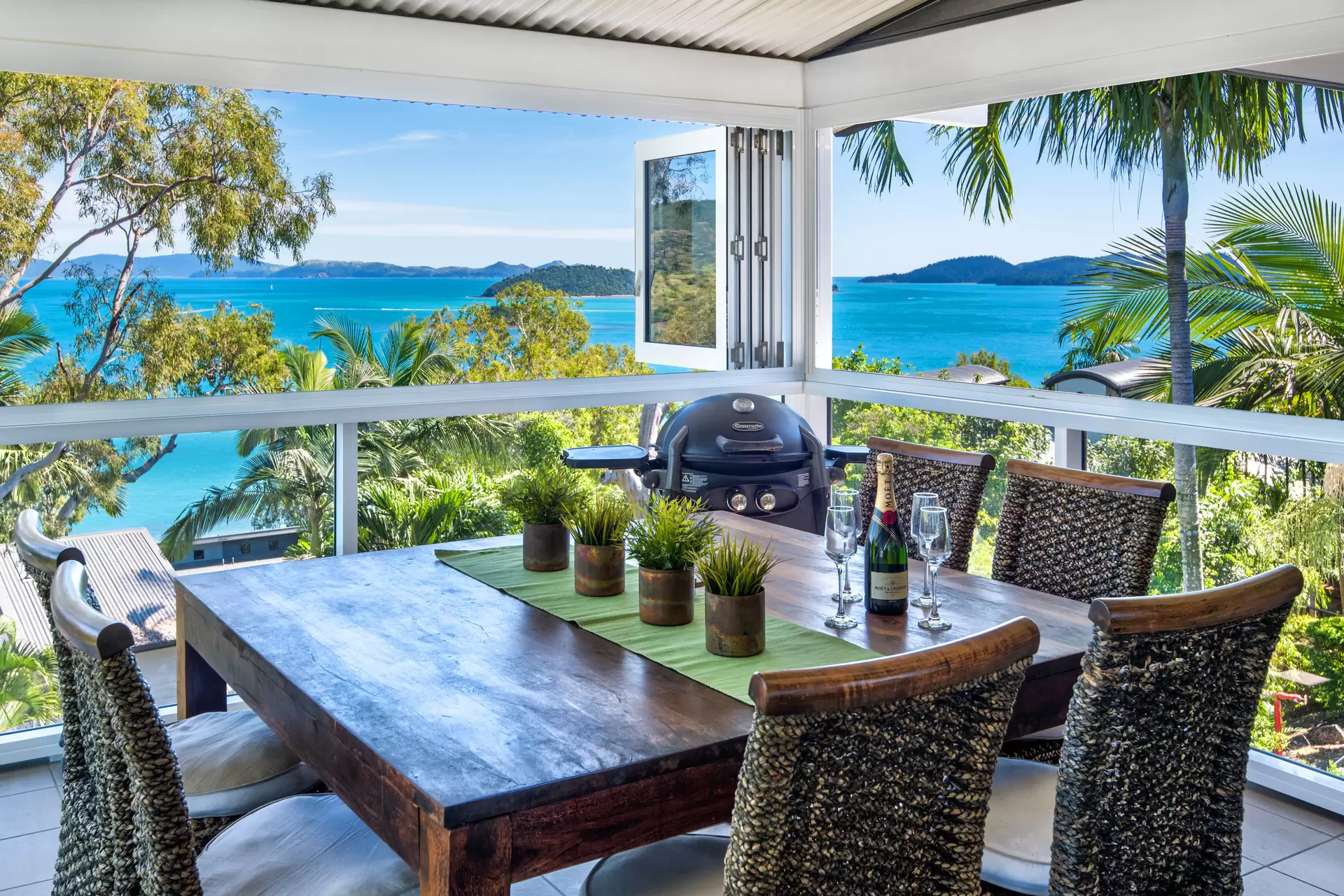 4/2 Flametree Grove, Hamilton Island Sold by Queensland Sotheby's International Realty - image 1