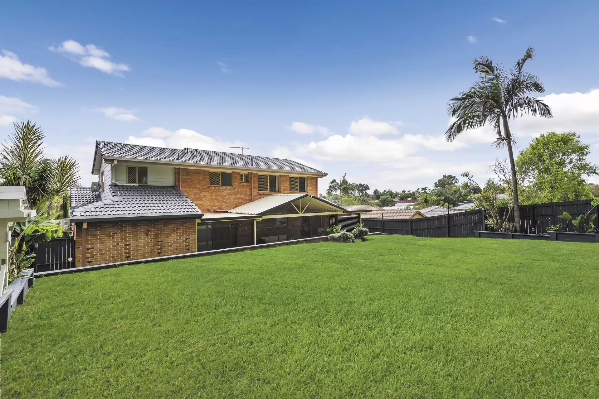 23 Gretel Place, Cleveland Sold by Queensland Sotheby's International Realty - image 1