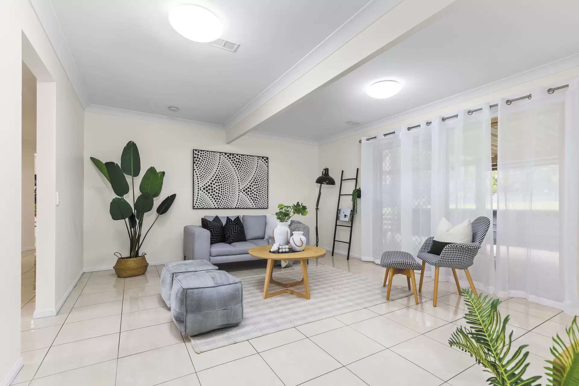 23 Gretel Place, Cleveland Sold by Queensland Sotheby's International Realty - image 1