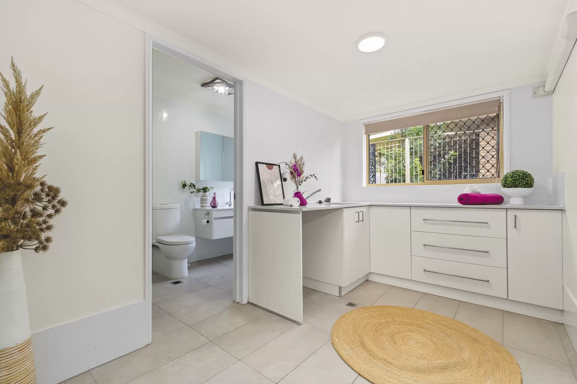 23 Gretel Place, Cleveland Sold by Queensland Sotheby's International Realty - image 1