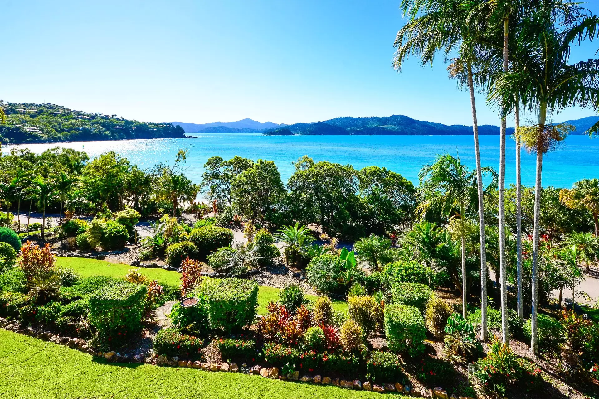 203/18 Resort Drive, Hamilton Island Sold by Queensland Sotheby's International Realty - image 1