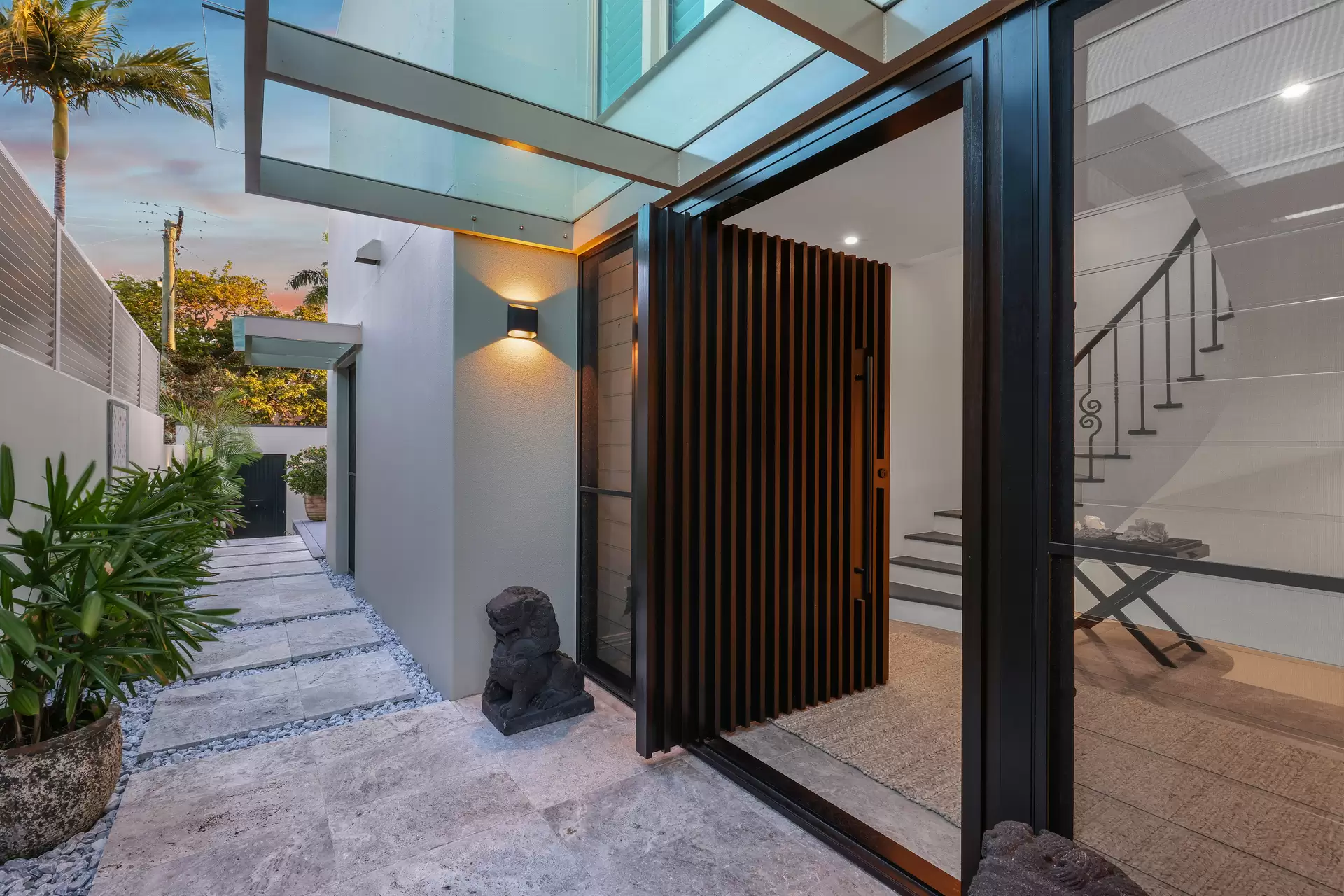 47B Peak Avenue, Main Beach Sold by Queensland Sotheby's International Realty - image 1