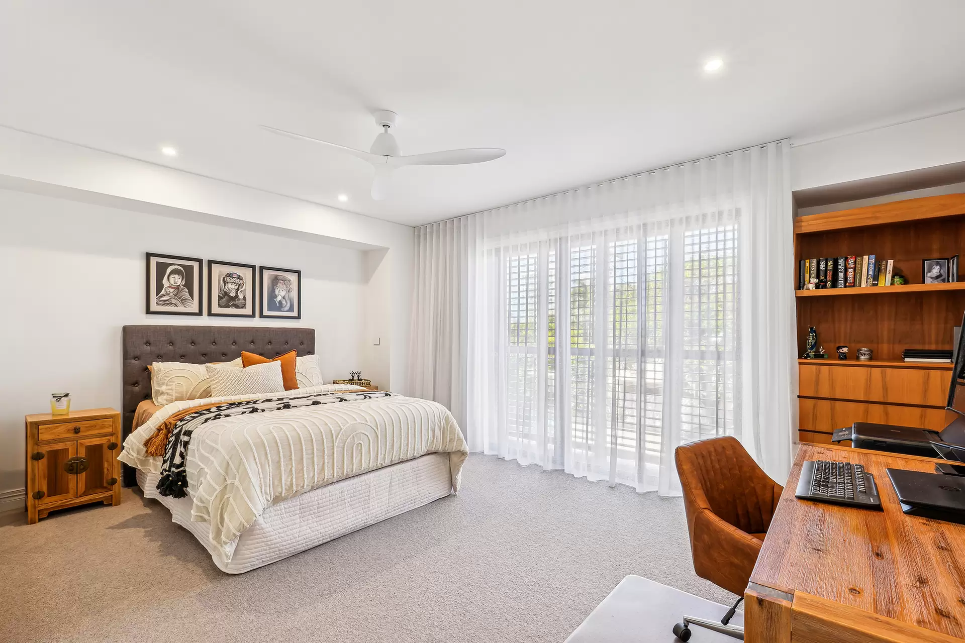 47B Peak Avenue, Main Beach Sold by Queensland Sotheby's International Realty - image 1