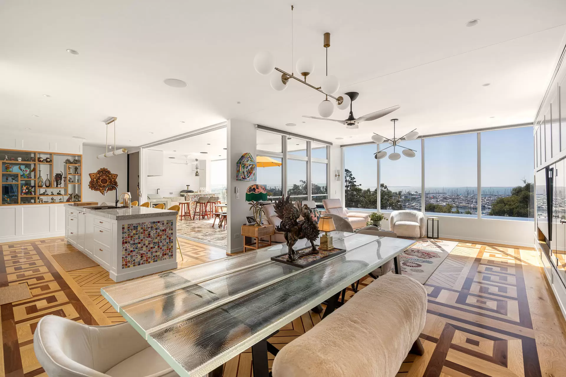 44 Wellington Street, Manly Sold by Queensland Sotheby's International Realty - image 1