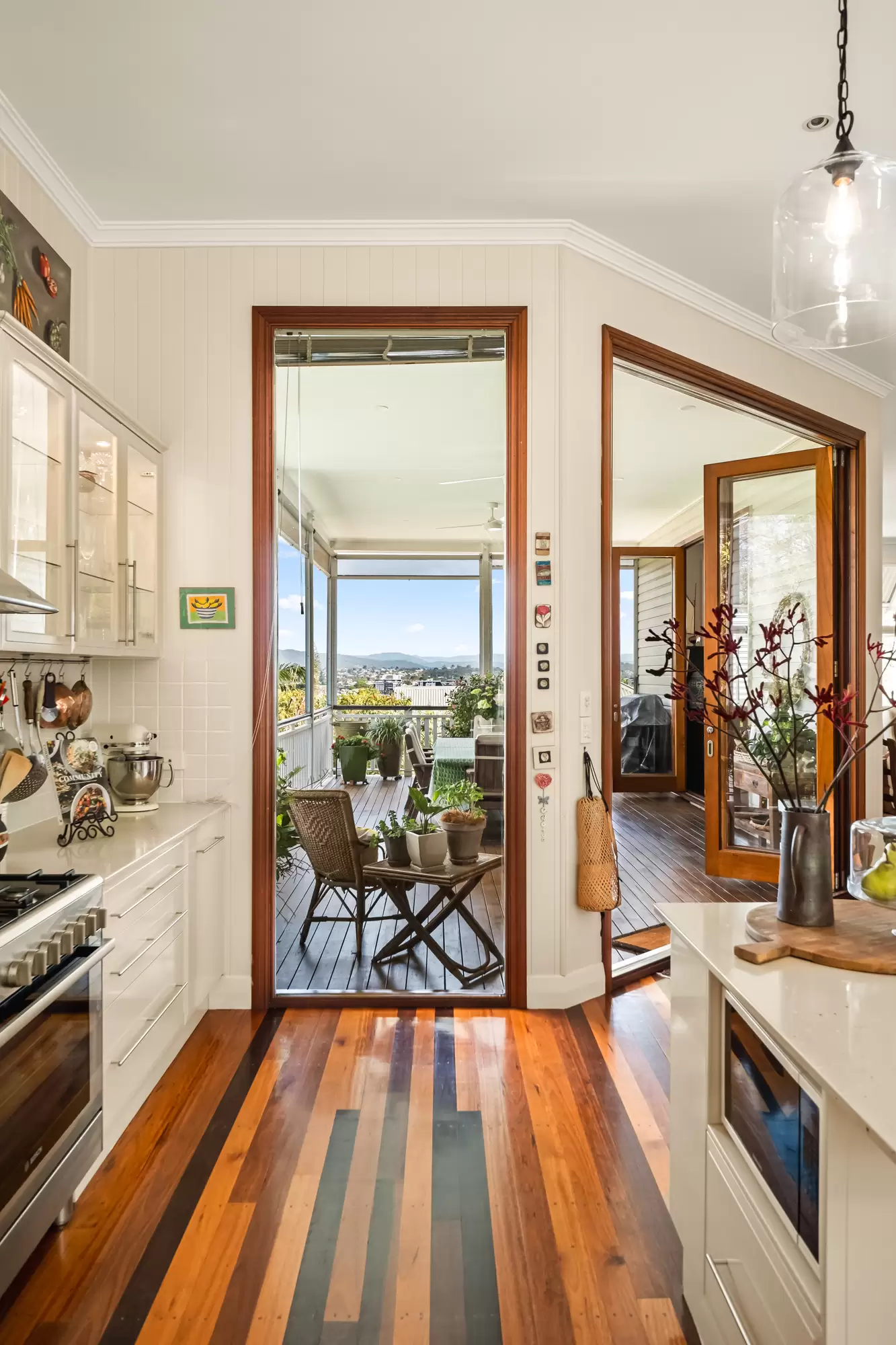 19 Rees Avenue, Clayfield Sold by Queensland Sotheby's International Realty - image 1
