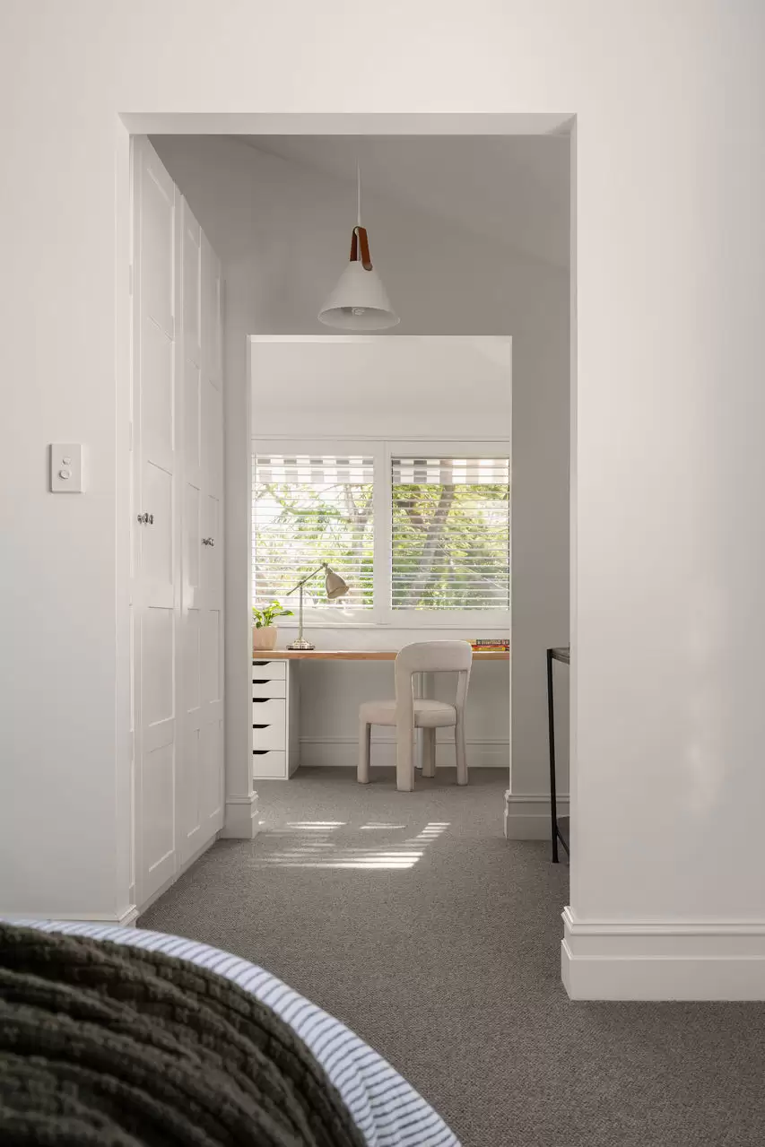 43 Goodwood Street, Hendra Sold by Queensland Sotheby's International Realty - image 1