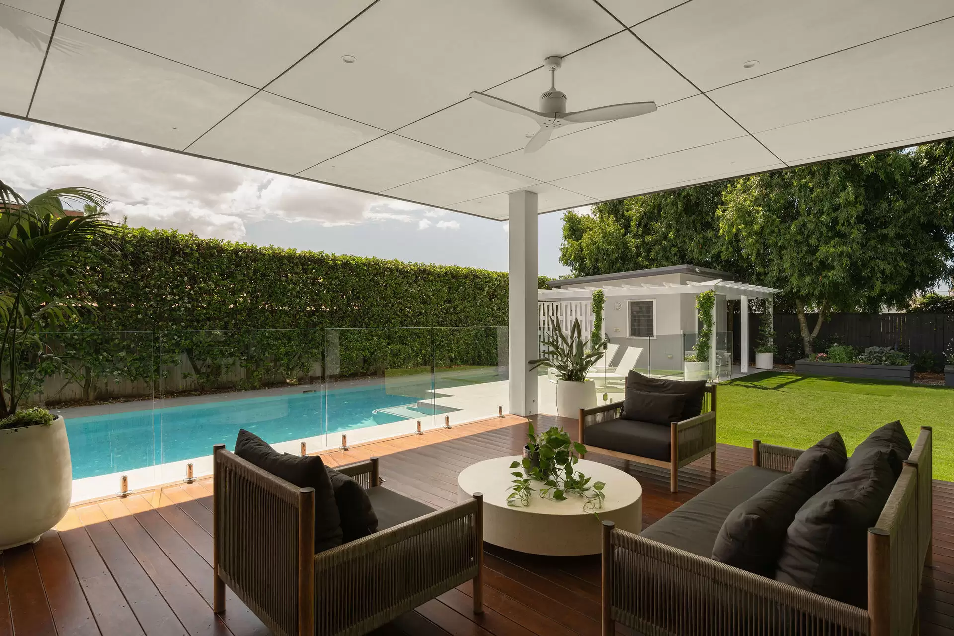 43 Goodwood Street, Hendra Sold by Queensland Sotheby's International Realty - image 1