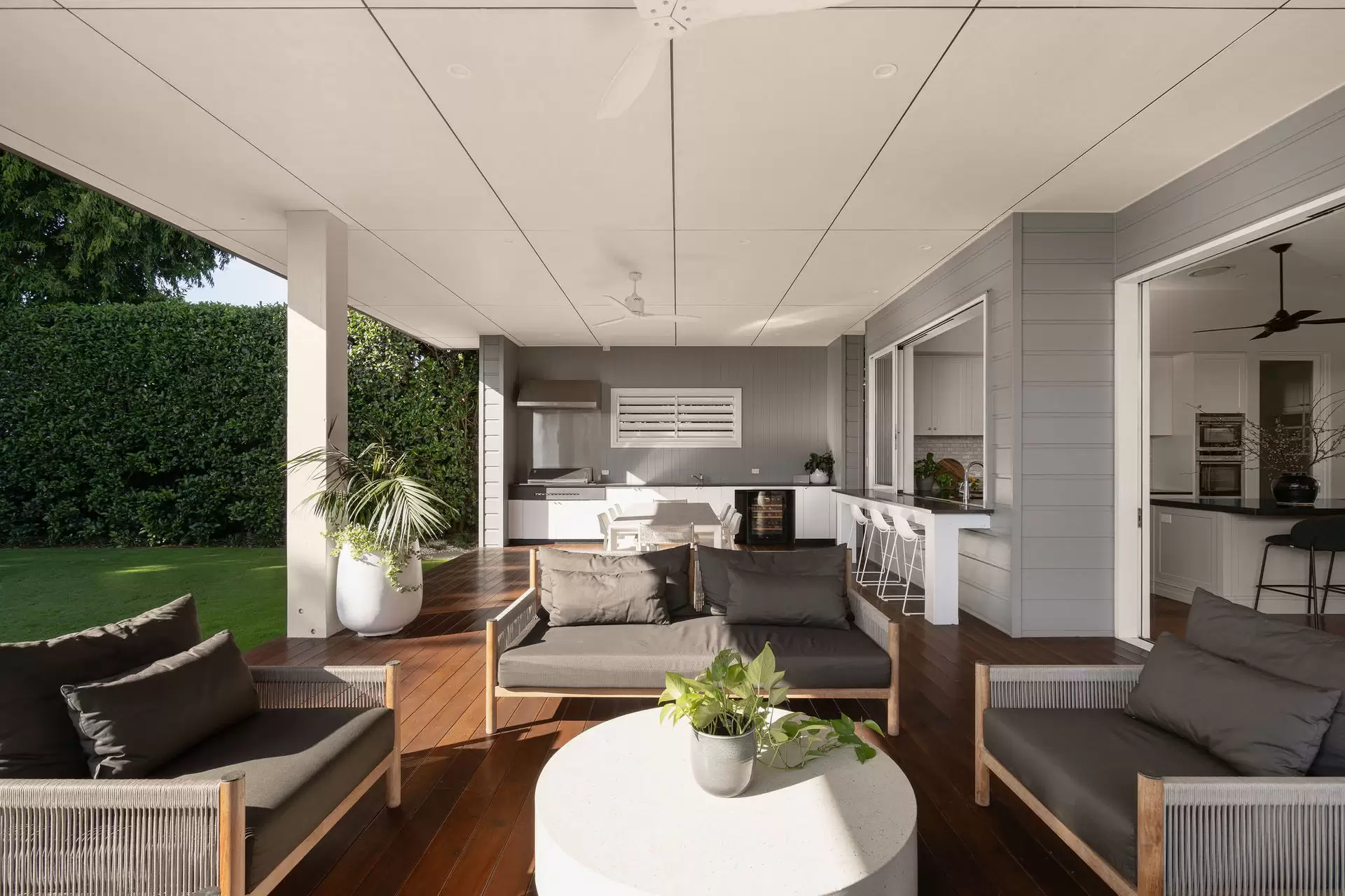 43 Goodwood Street, Hendra Sold by Queensland Sotheby's International Realty - image 1