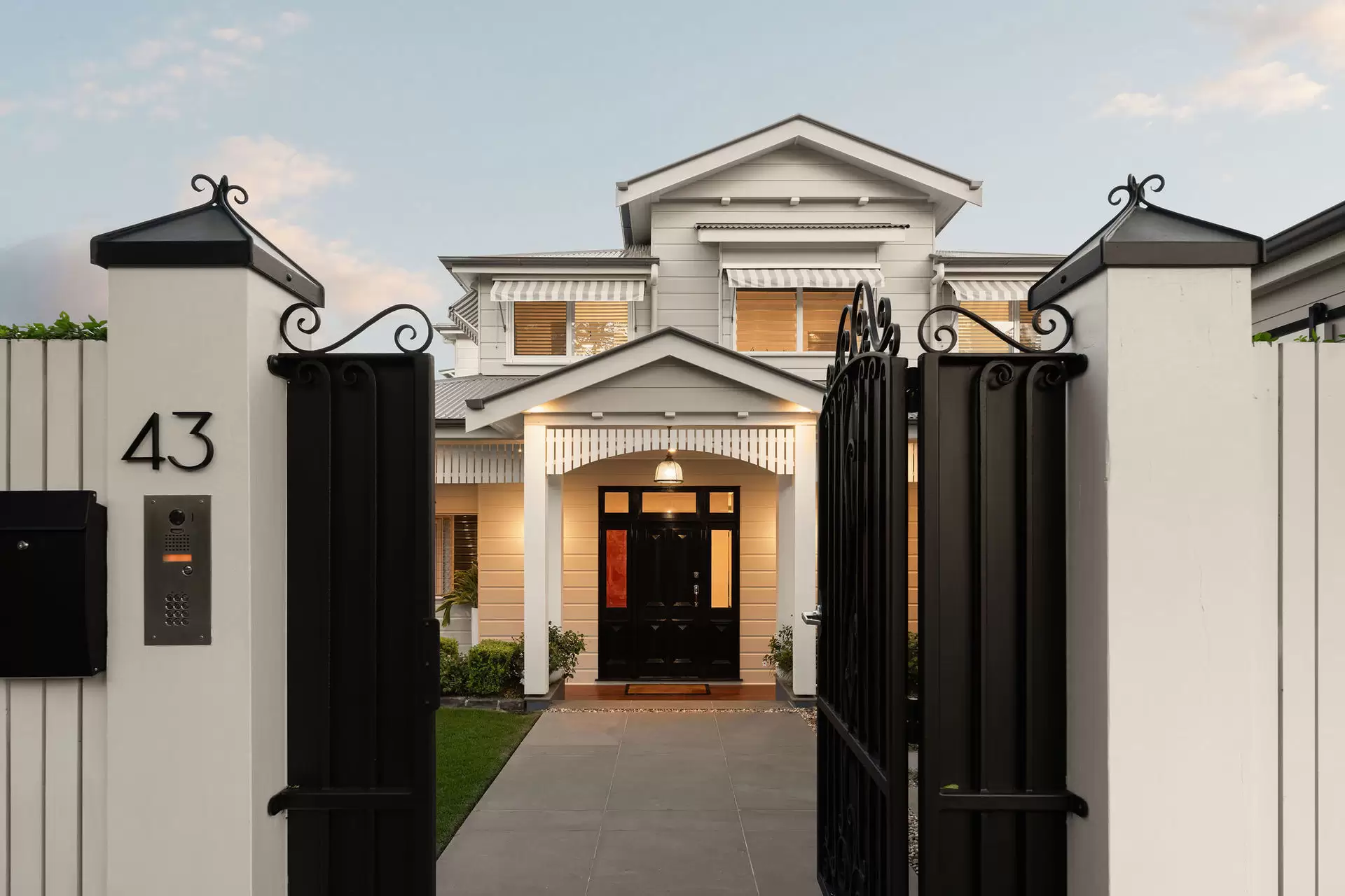 43 Goodwood Street, Hendra Sold by Queensland Sotheby's International Realty - image 1