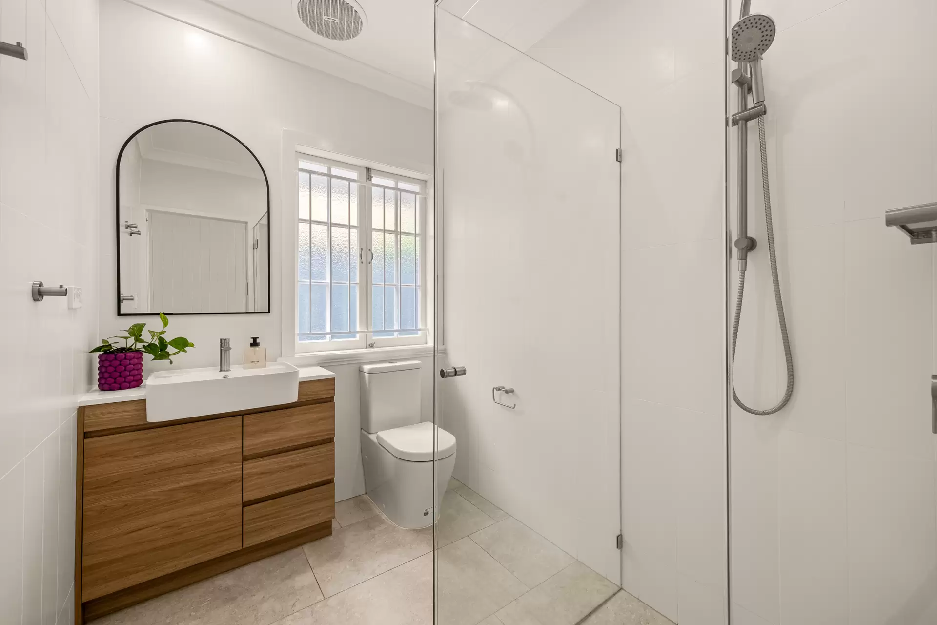 138 Nelson Street, Kalinga Sold by Queensland Sotheby's International Realty - image 1